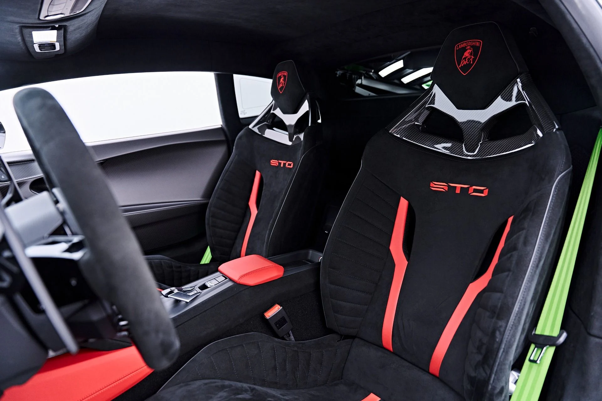 mph068_3170182176_Used_2023_Lamborghini_Huracan_STO_Base_1784576354_3ae5347dd0