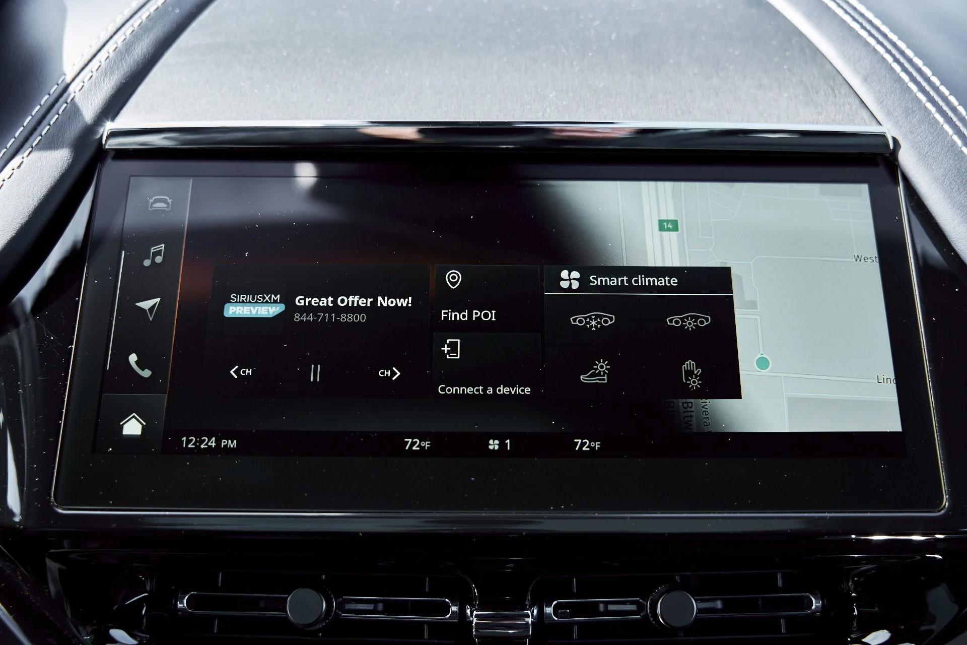 mph068_3188878931_Used_2025_Aston_Martin_DBX_707_1771642309_d9bf64b7a3