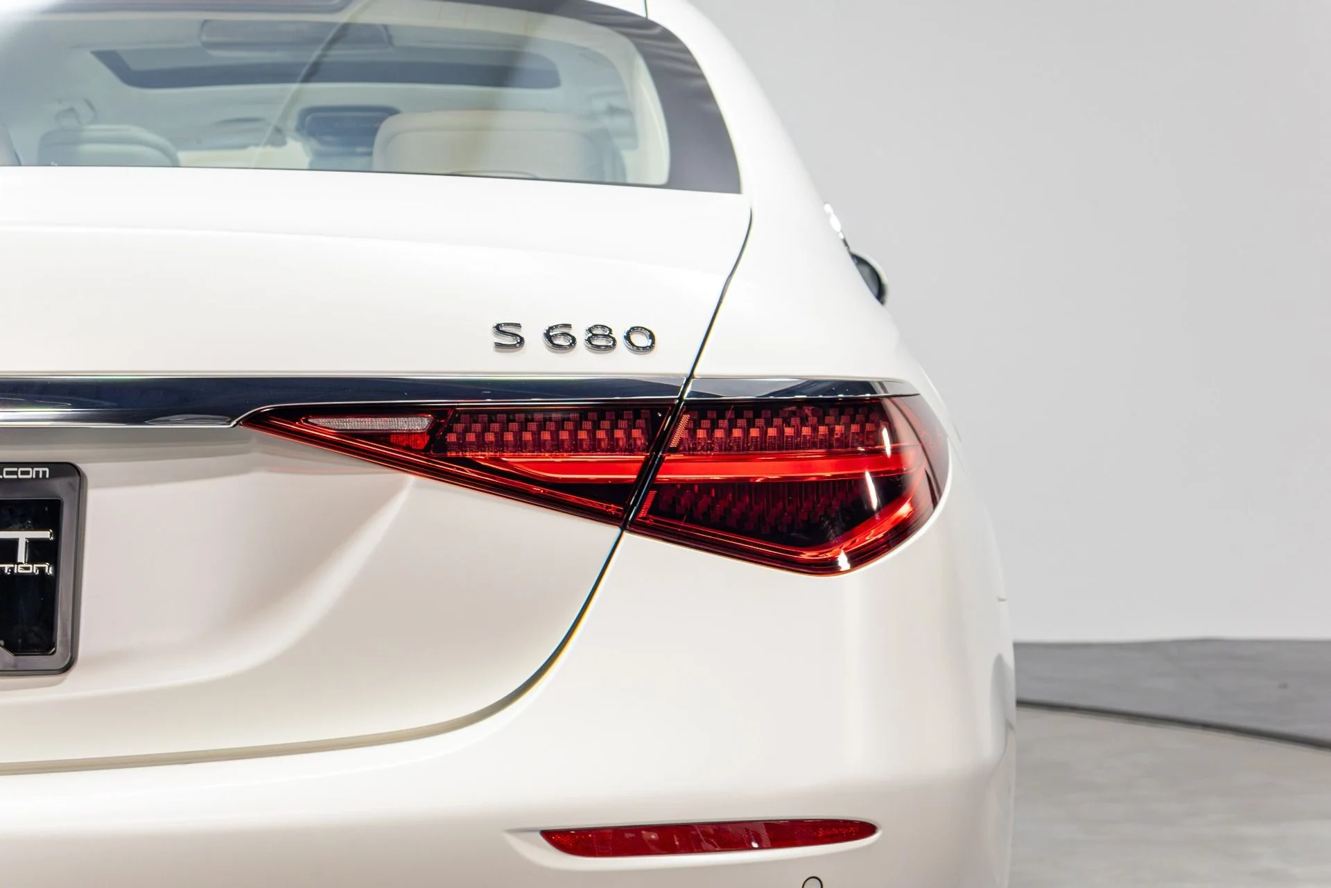 mph068_3273663887_Used_2023_Mercedes_Benz_S_Class_Maybach_S_680_4_MATIC_1776091551_44a76e9d1e