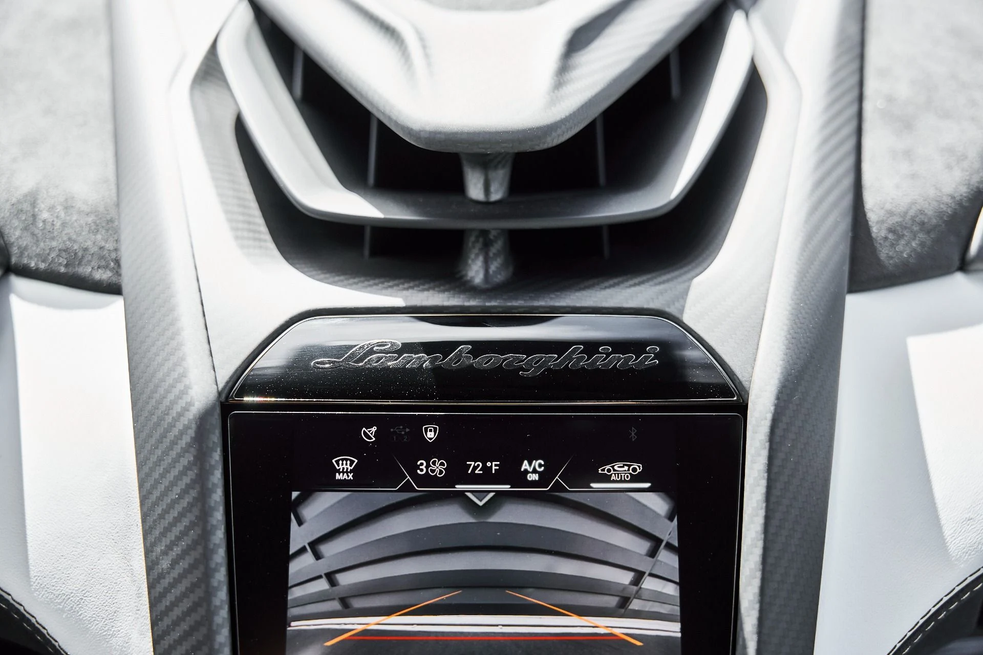 mph068_3284421871_Used_2026_Lamborghini_Revuelto_Base_1777078461_eedc6a58b2