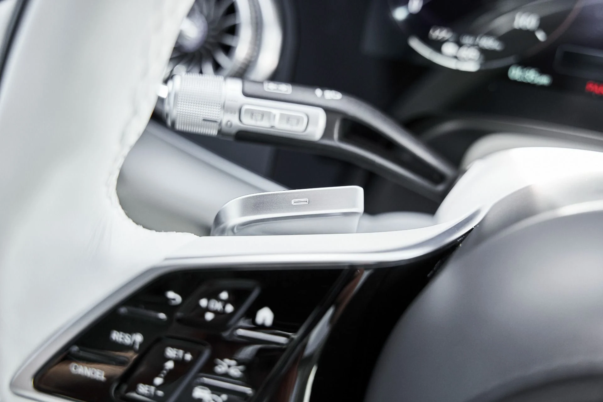 mph068_3309127595_Used_2024_Mercedes_Benz_EQS_Maybach_EQS_680_1774575266_40eafa0c27