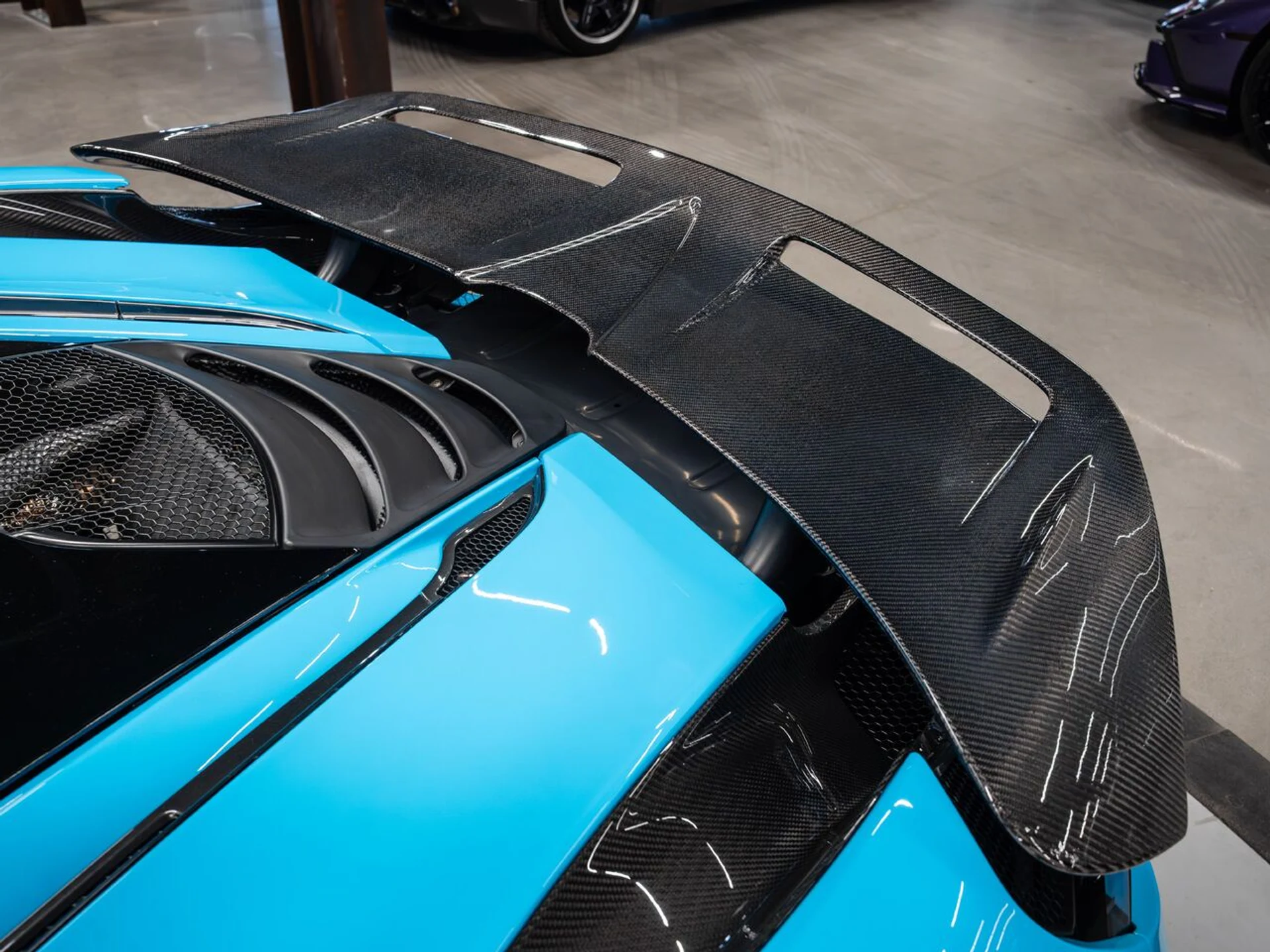 mph068_3334063326_mclaren_720s_2018_47b5cdd254