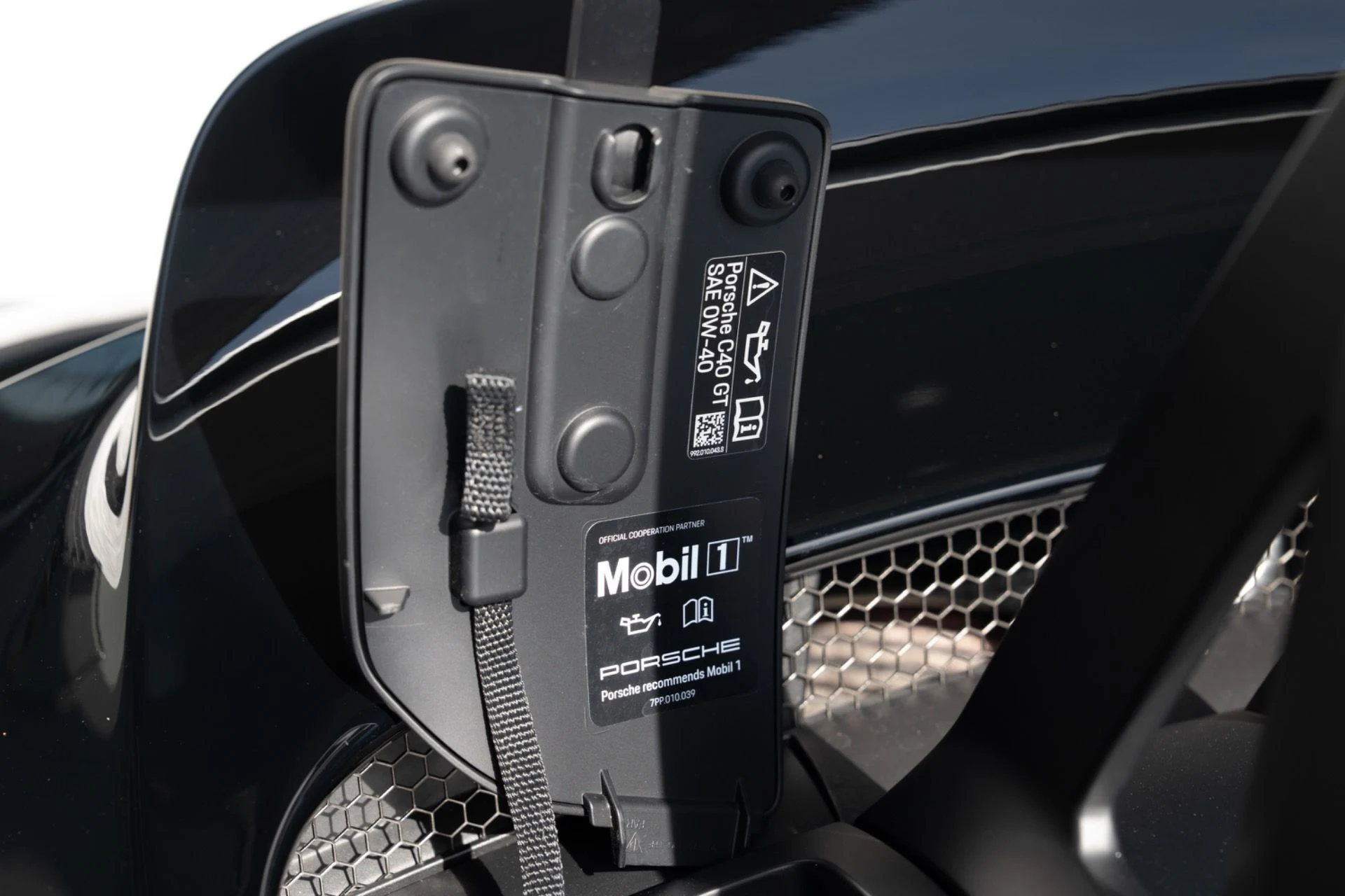 mph068_3384084040_Used_2025_Porsche_911_GT_3_RS_1790719801_2f17c02768
