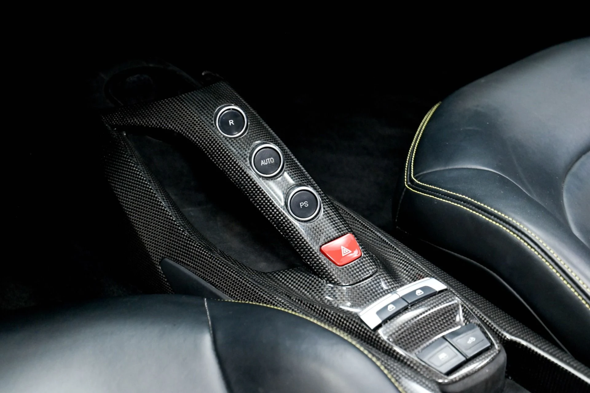 mph068_3395572351_Used_2017_Ferrari_488_Spider_1782250763_8c5512e432