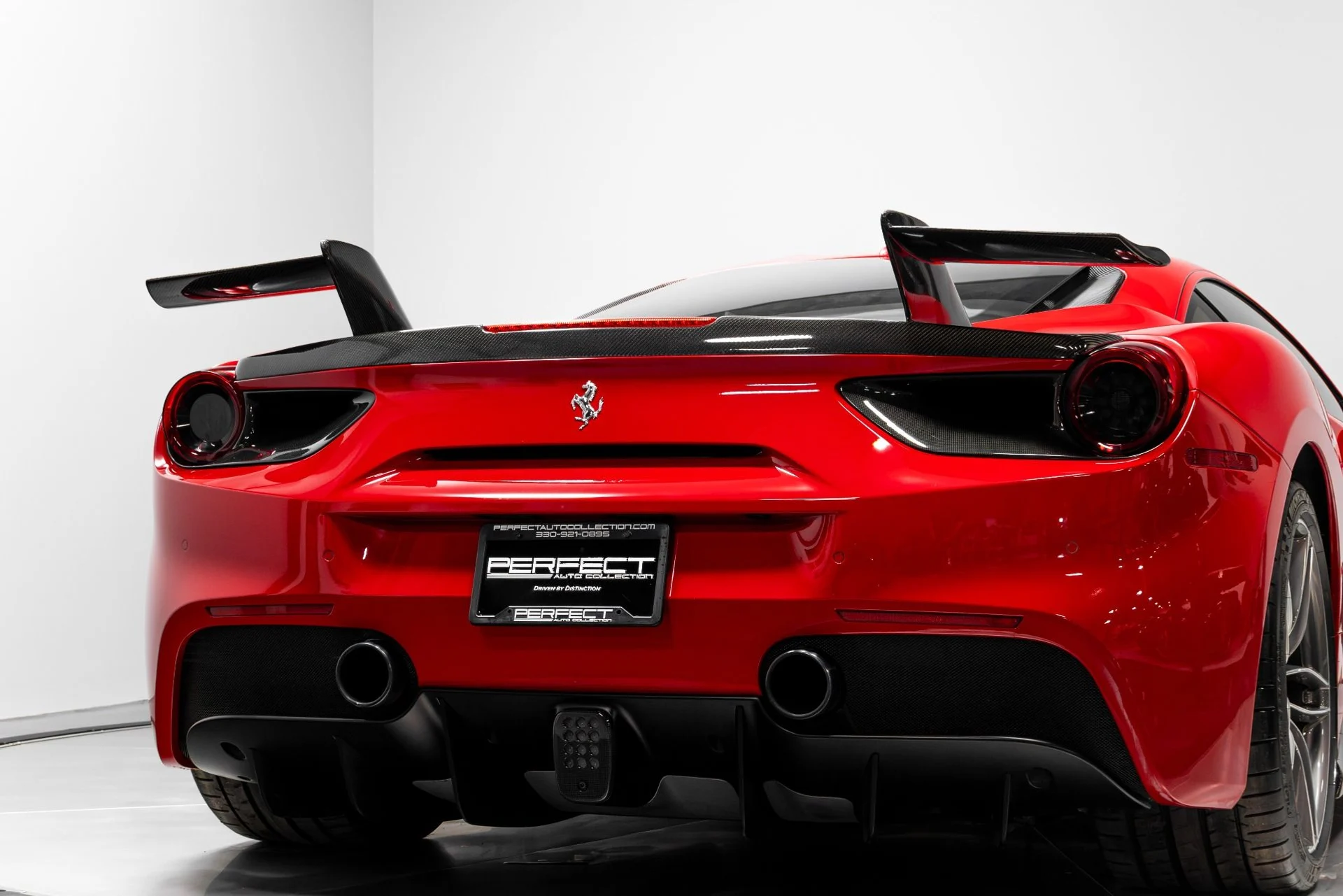 mph068_3404636213_Used_2017_Ferrari_488_GTB_1772166972_1f908a7bf6