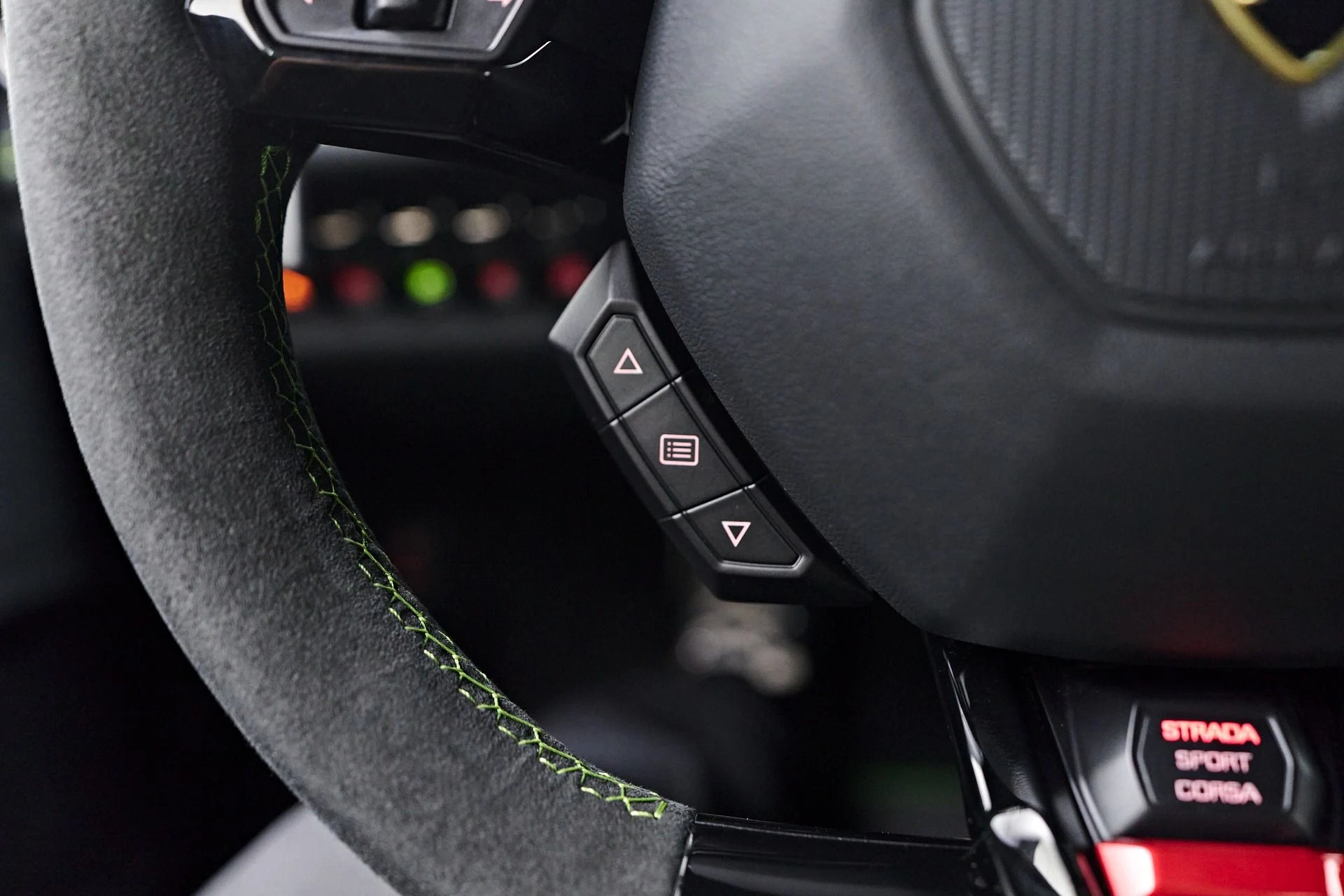 mph068_3482674886_Used_2019_Lamborghini_Huracan_Performante_1757626107_f25b4f241a