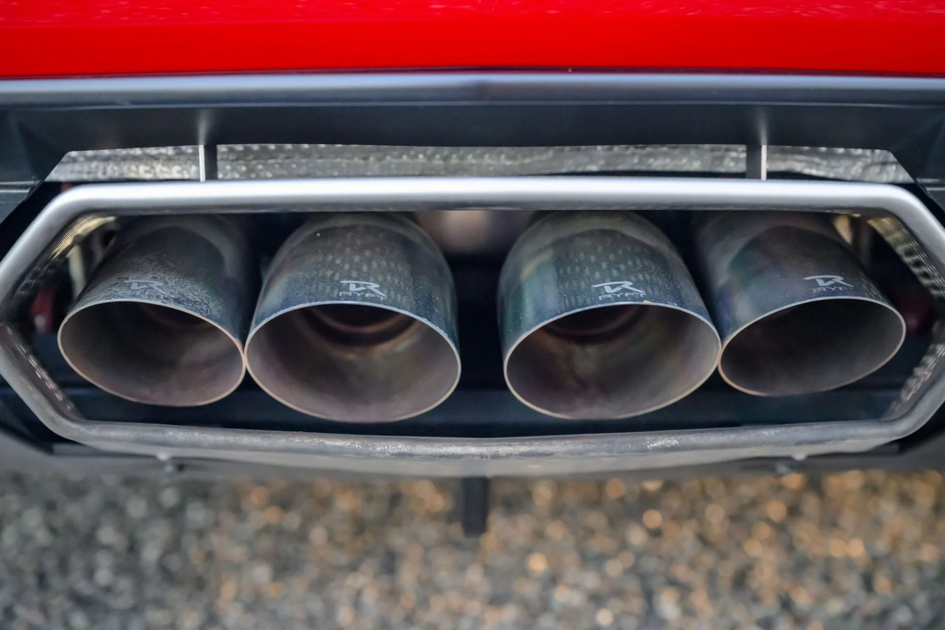 mph068_3511291743_12776_p69_l_5a93017572