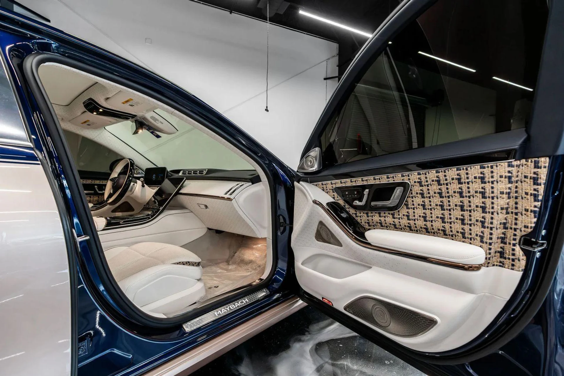mph068_3558910328_Used_2023_Mercedes_Benz_Mercedes_Maybach_S_Class_S_680_4_MATIC_Sedan_4_D_1784824237_5198103516