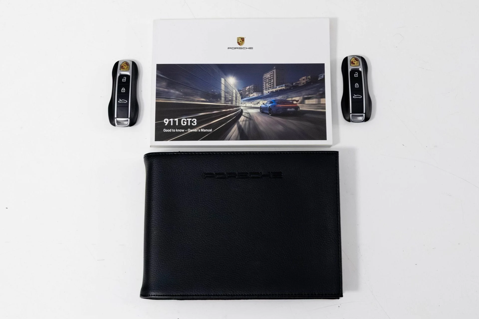 mph068_3762822519_Used_2022_Porsche_911_GT_3_Touring_1764706414_bd7c23c3a8