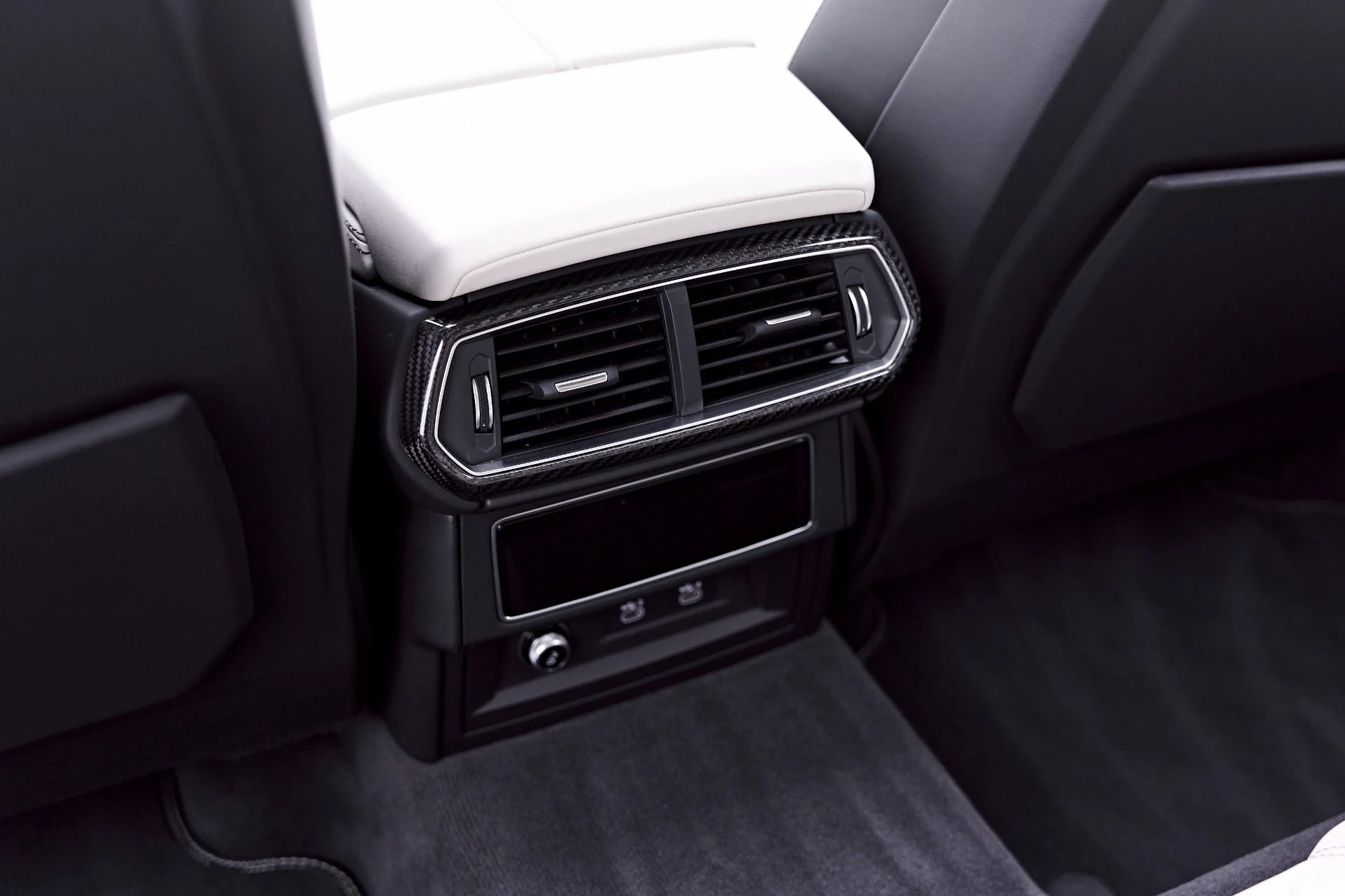 mph068_3788433263_Used_2023_Lamborghini_Urus_S_1781910666_ca90273afc