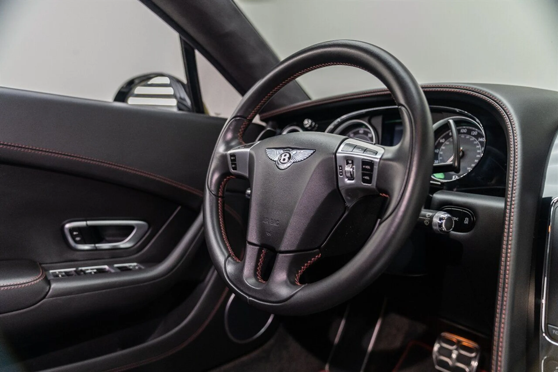 mph068_3909784018_21cbb52286_1280_706a318a7f