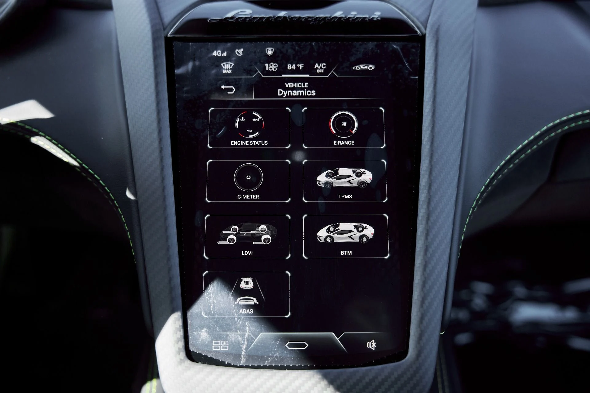 mph068_4012446533_Used_2025_Lamborghini_Revuelto_Base_1769824562_0692b00122