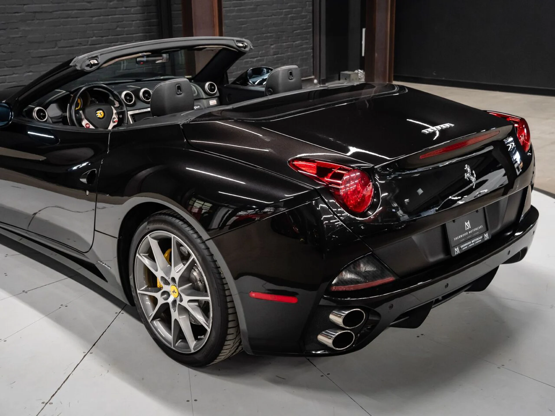 mph068_4213068232_ferrari_california_2011_e9b424a70e
