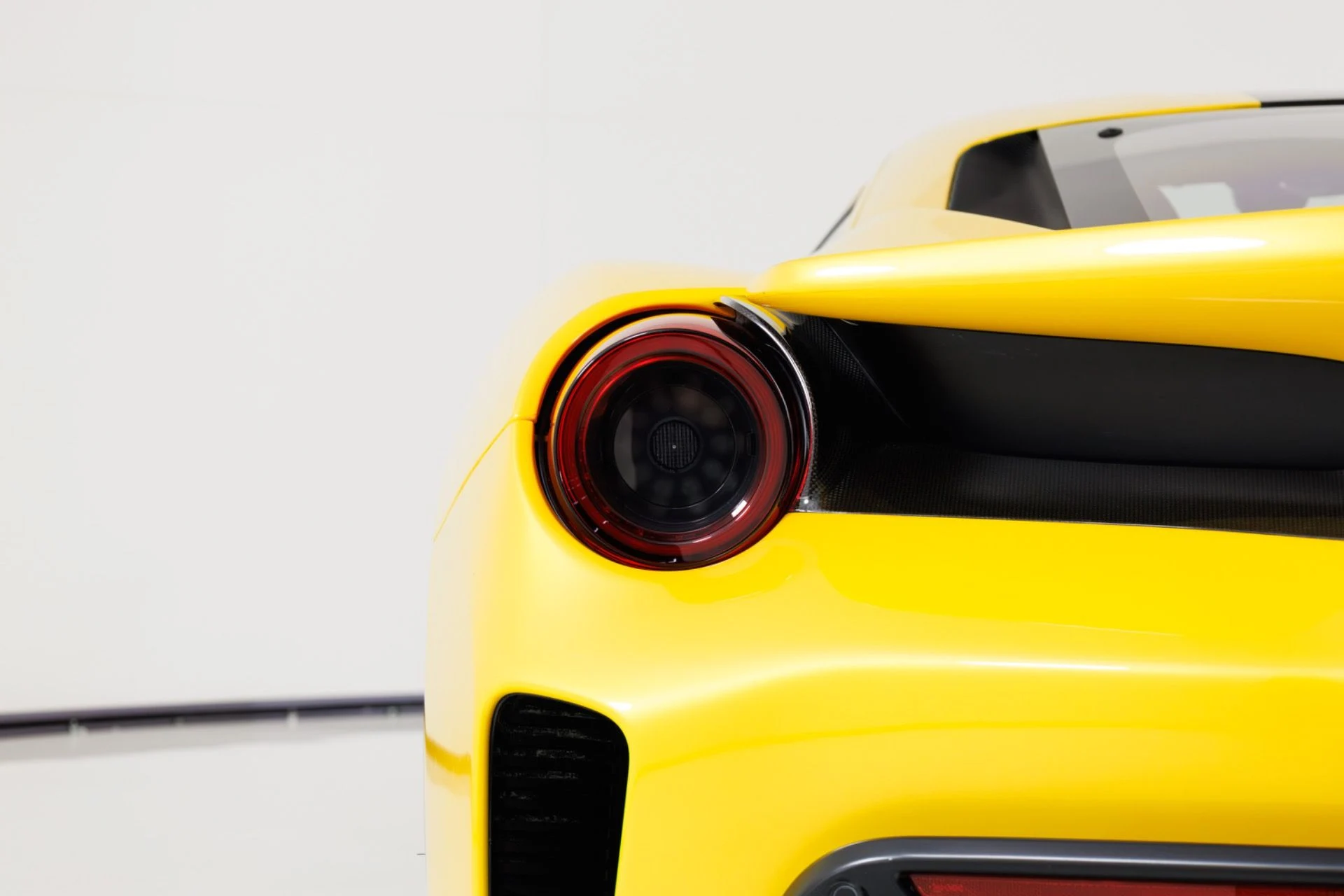 mph068_4274019604_Used_2020_Ferrari_488_Pista_1773687206_620640d3f6