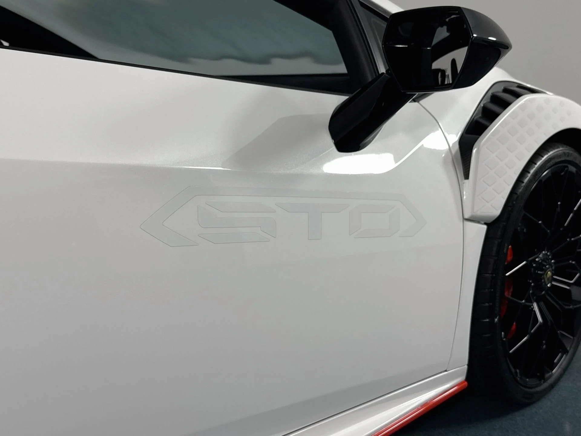 mph068_461429377_Used_2022_Lamborghini_Huracan_STO_1789147628_79e6ef7baa