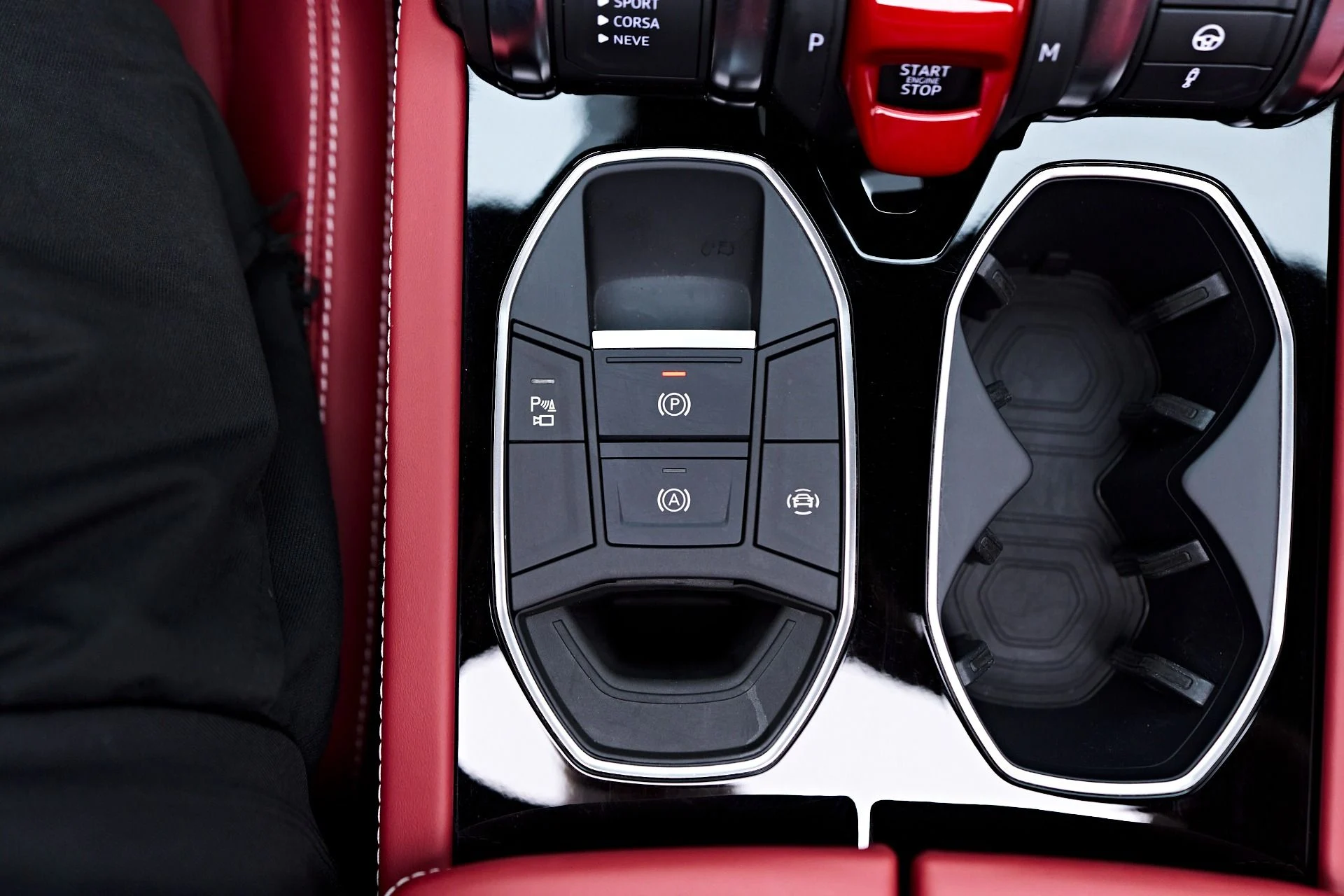 mph068_524825728_Used_2024_Lamborghini_Urus_S_1751401874_7ffc658a1b
