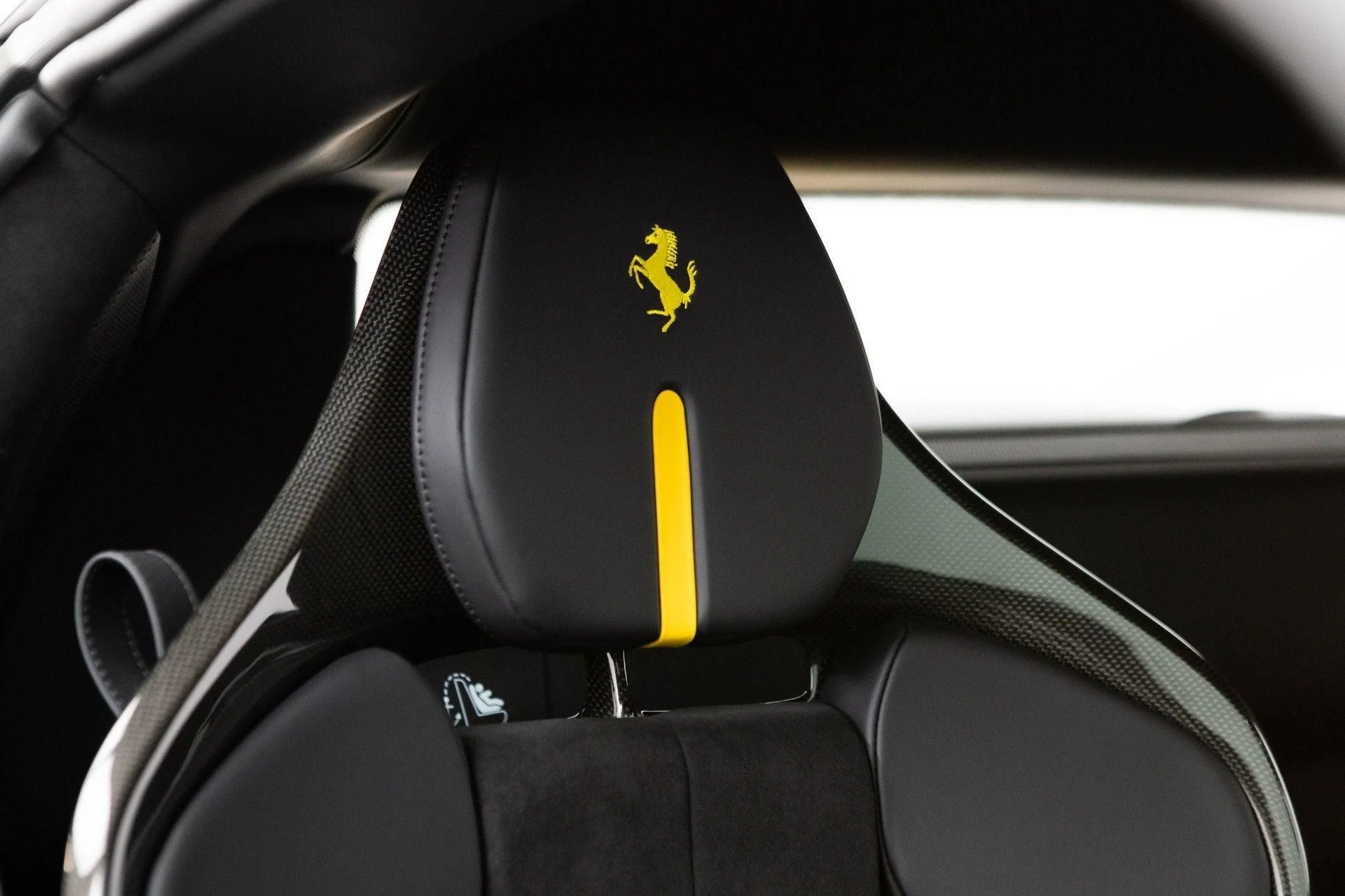 mph068_552746225_Used_2024_Ferrari_296_GTB_1777367718_4ea0cf5045