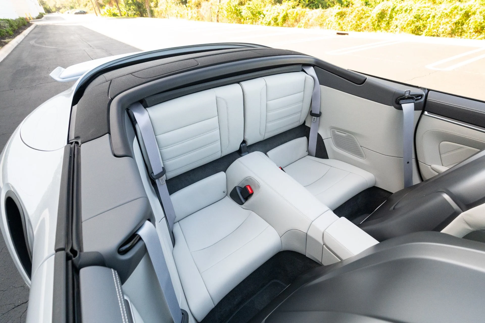 mph068_612147353_Used_2025_Porsche_911_Cabriolet_Turbo_S_1769622703_9d5e0c0792