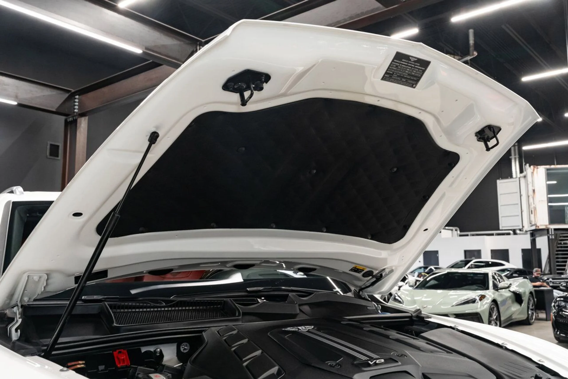 mph068_612636002_bentley_bentayga_2019_929fc1d637