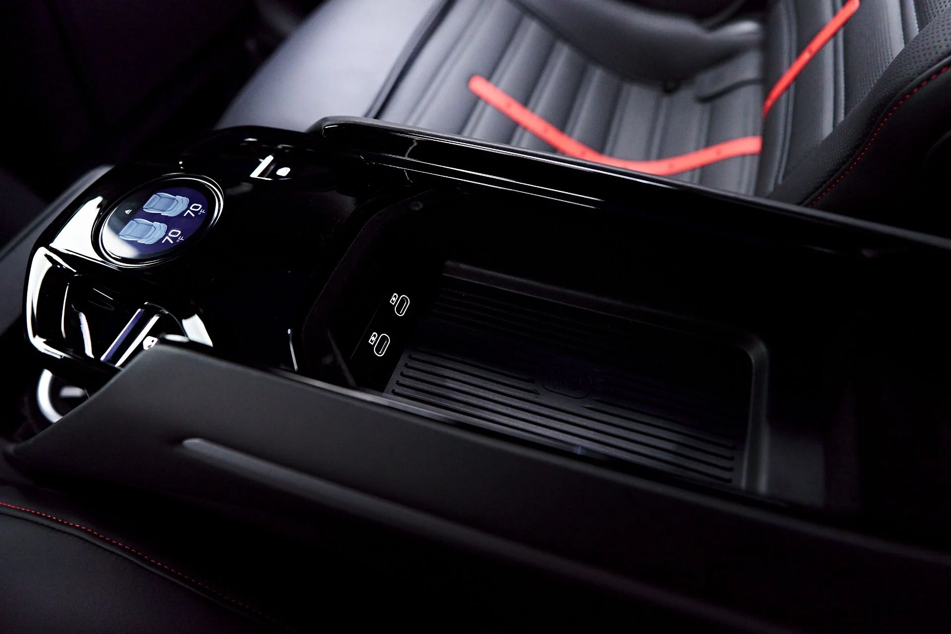 mph068_640538305_Used_2024_Ferrari_Purosangue_Base_1757201198_6b3c999f20