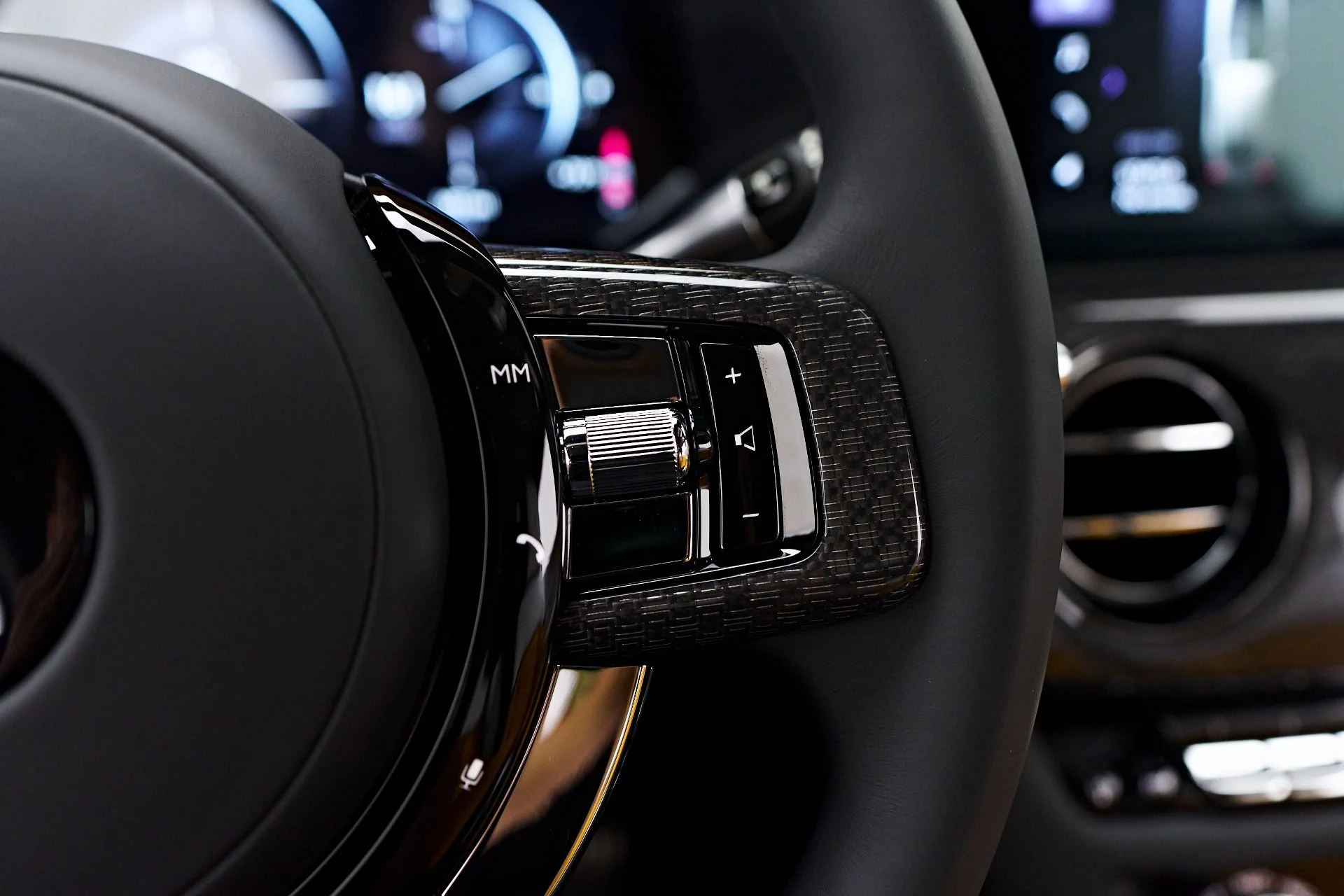 mph068_688679229_Used_2025_Rolls_Royce_Spectre_Base_1753213338_c585c5208d