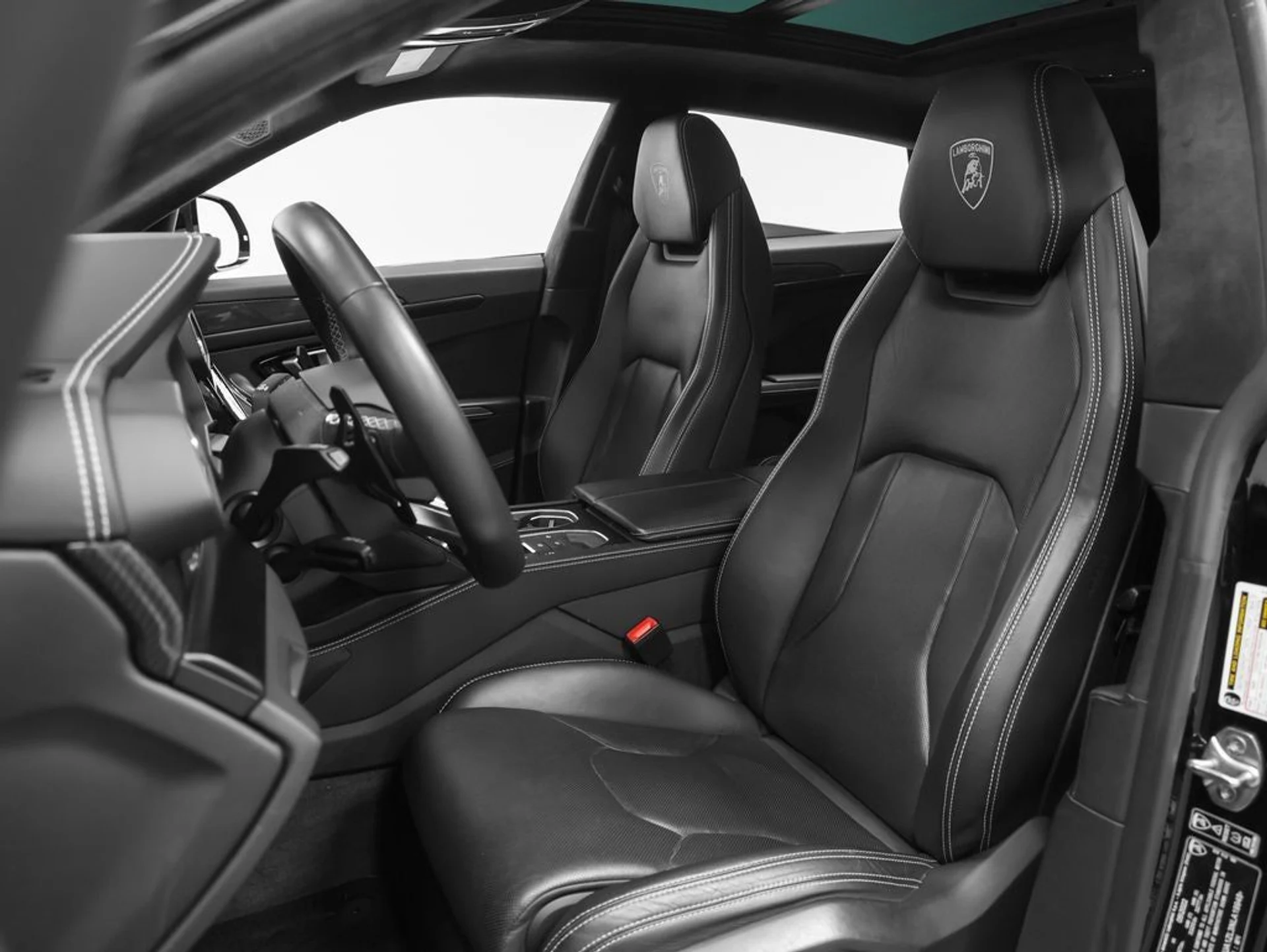 mph068_70012231_69_5c2999d9bd