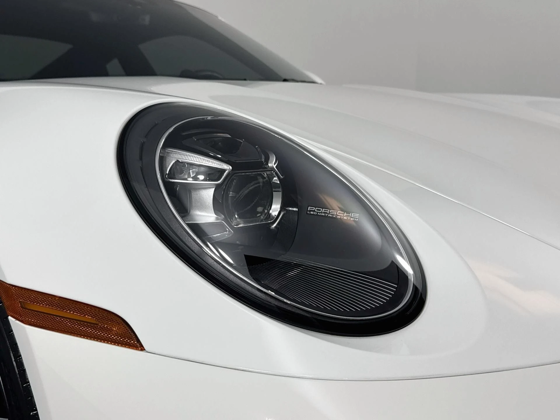 mph068_723387179_Used_2024_Porsche_911_Turbo_S_1788891754_ad4e29f1ae