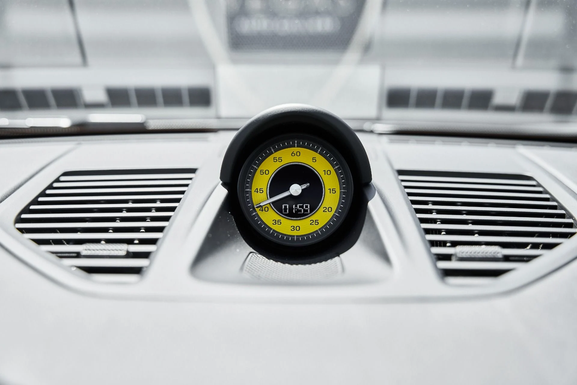 mph068_773703674_Used_2021_Porsche_911_Turbo_S_1781810522_9640265031