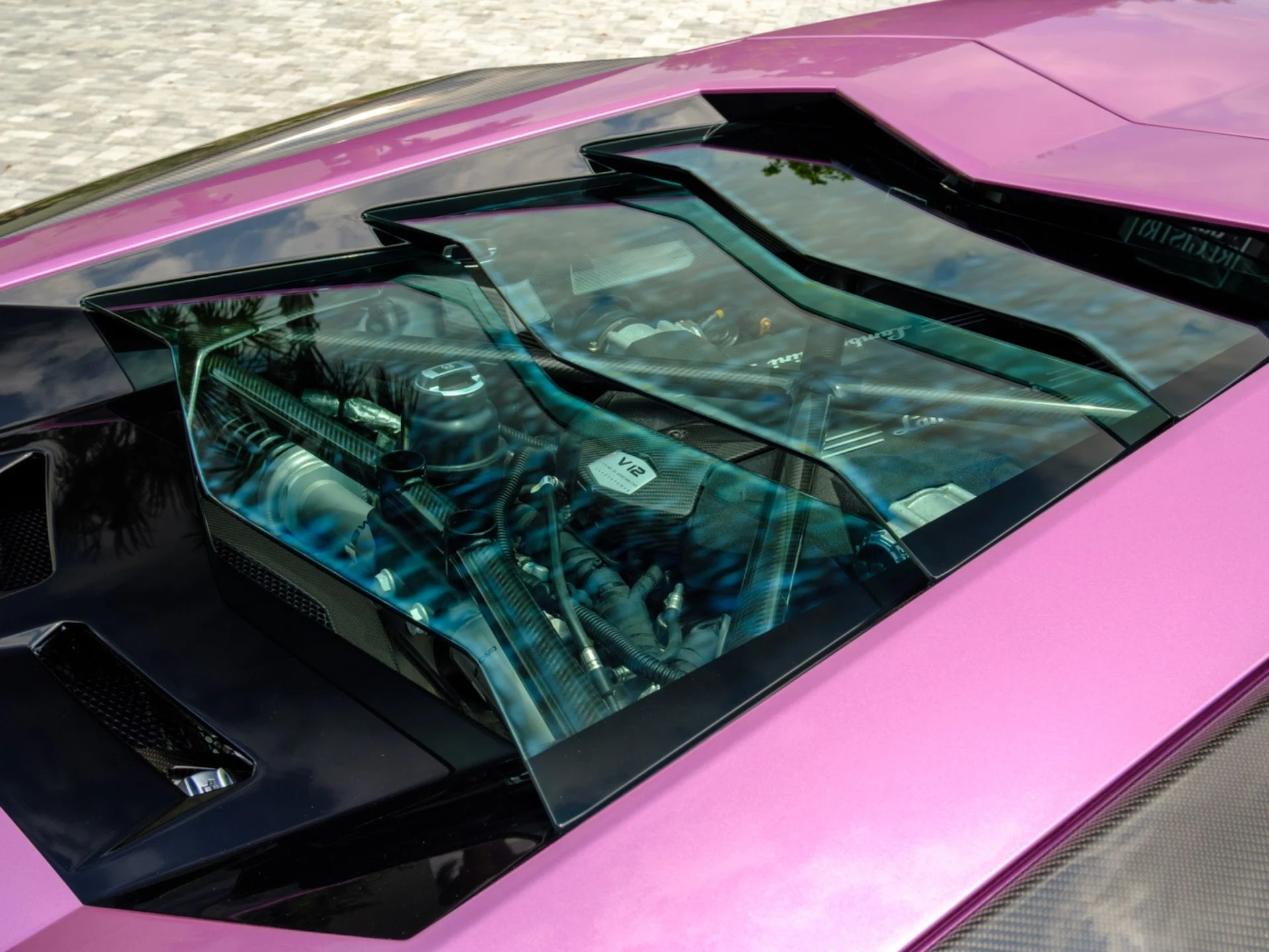 mph068_782751257_Used_2018_Lamborghini_Aventador_S_1778520653_59527a96e8