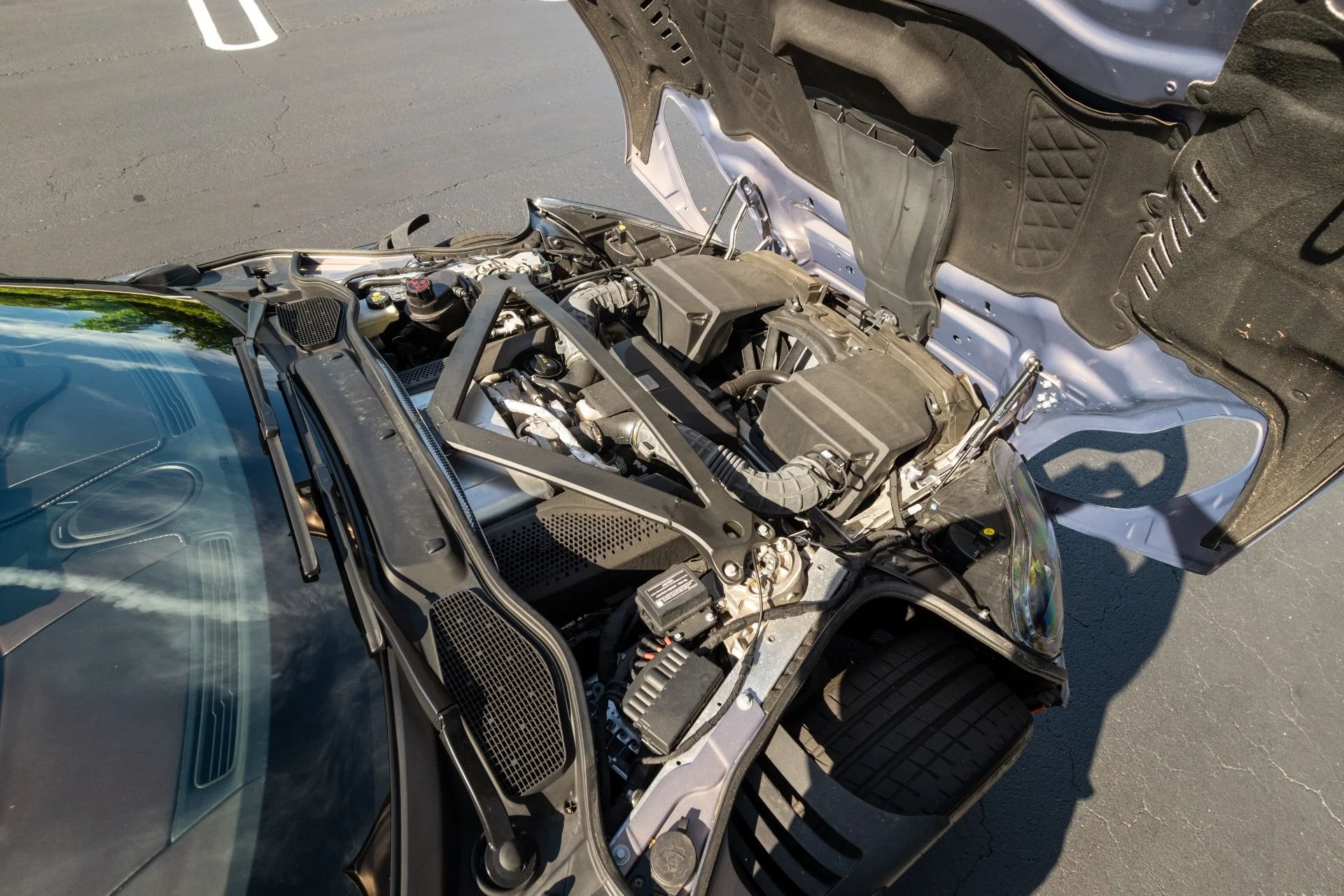 mph068_795768241_Used_2023_Aston_Martin_DB_11_V8_1765580101_d9f397f3ae