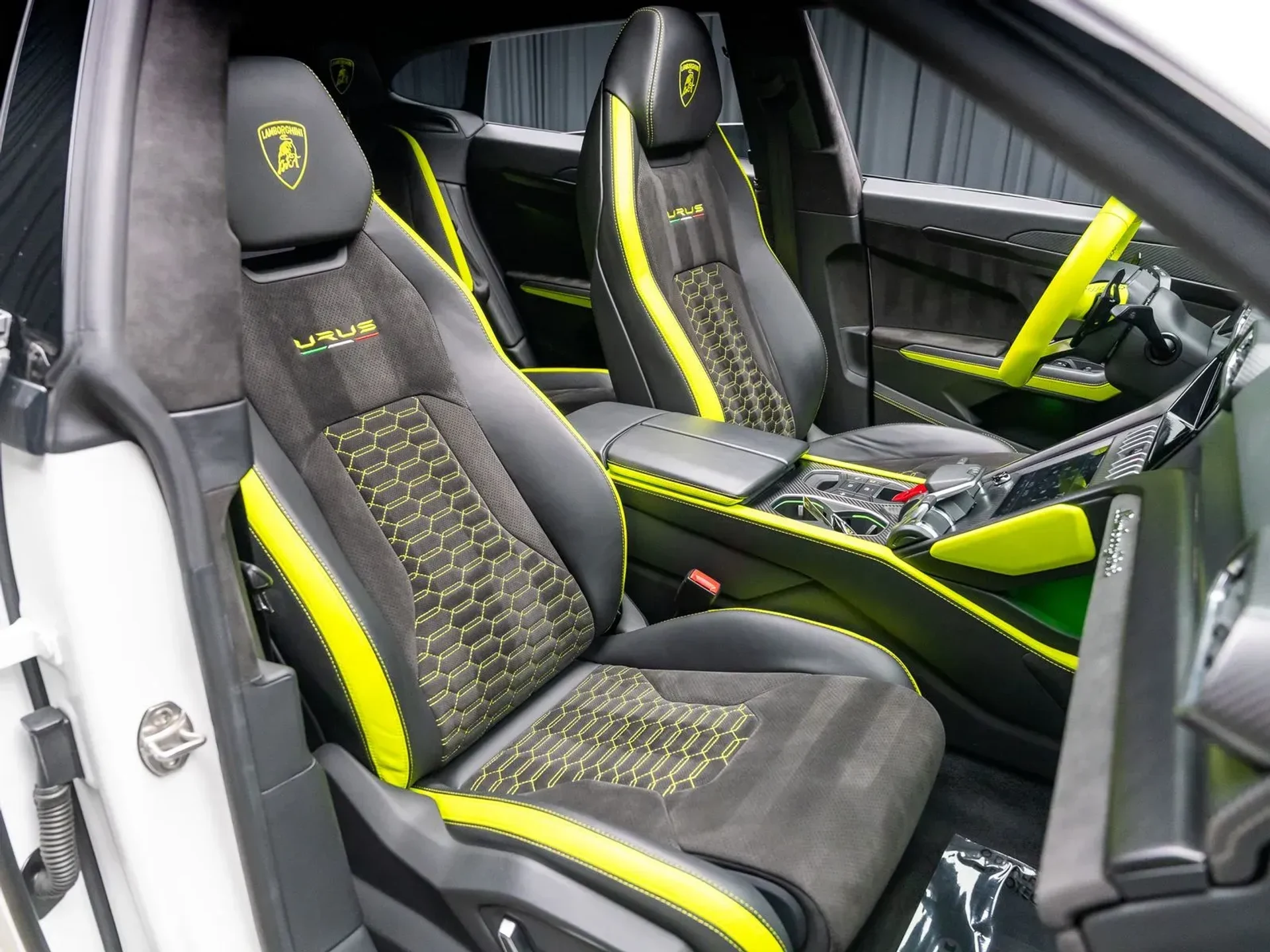 mph068_821666687_4c552bcb_2153_4a79_8d5b_ae15506fa311_ee48b4ba85