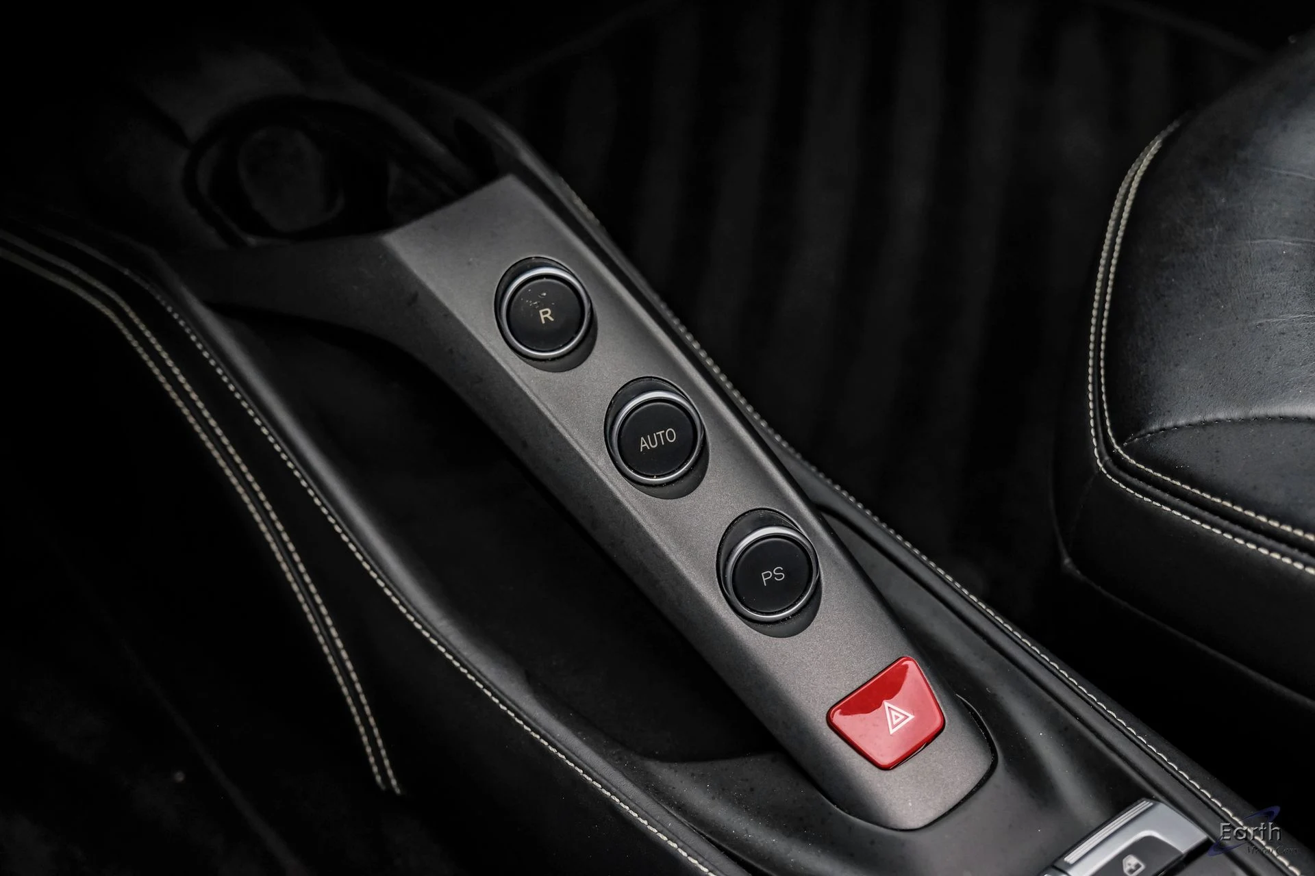 mph068_83130123_c1a6a611fcf65a12073306ae8e8e0b78x_4e6593fbab