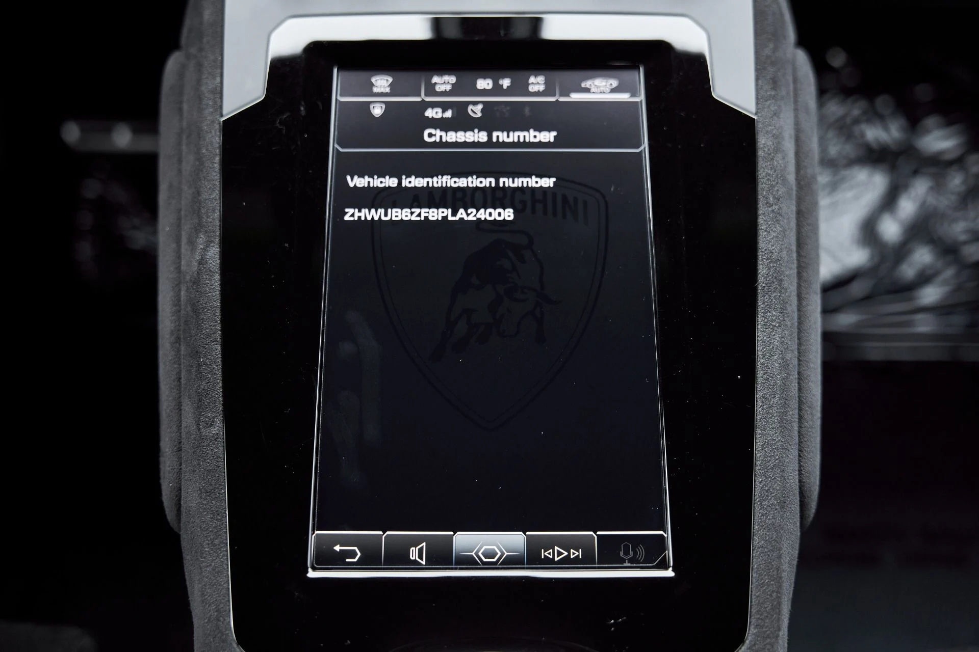 mph068_879339440_Used_2023_Lamborghini_Huracan_Tecnica_Base_1766269123_6d16fb6f29