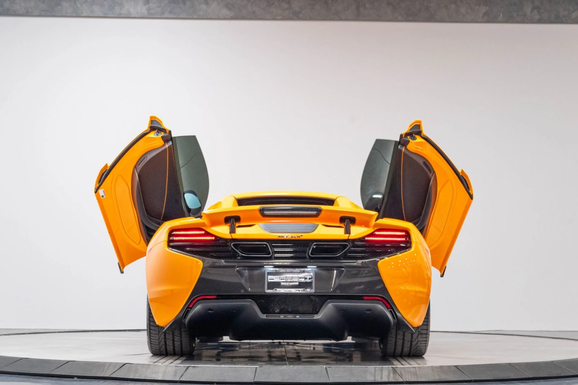 mph068_919640815_Used_2015_Mc_Laren_650_S_Spider_1784647983_5726b83f72