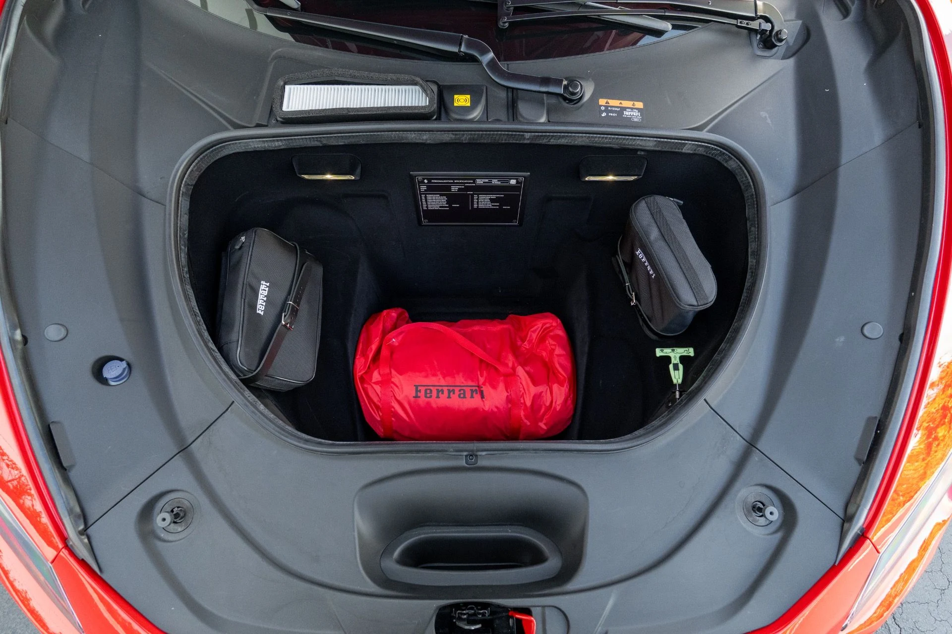 mph069_1031953247_Used_2022_Ferrari_F8_Tributo_1774670059_05b4741090