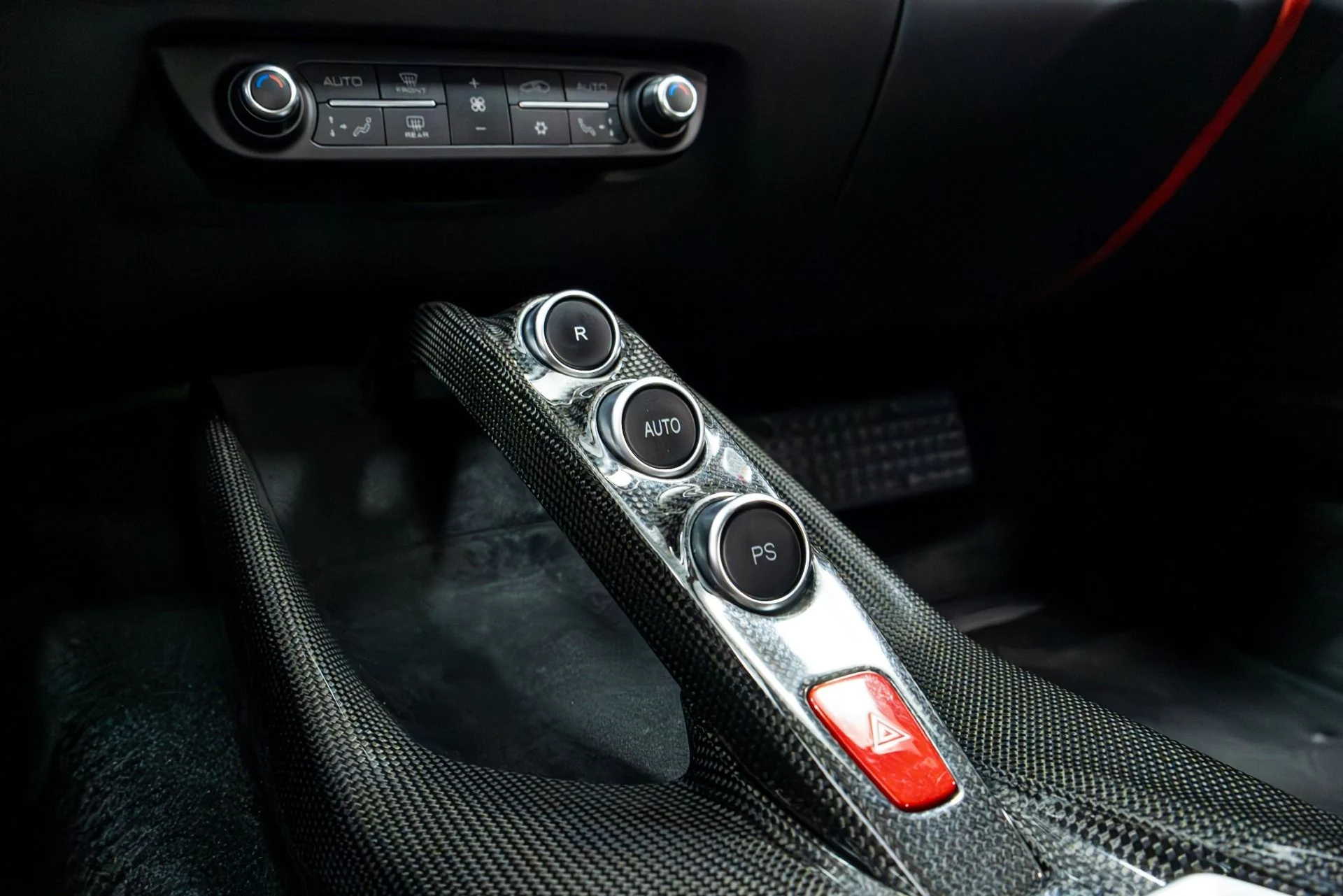 mph069_1082680318_Used_2018_Ferrari_812_Superfast_1777416678_898c7f54b6