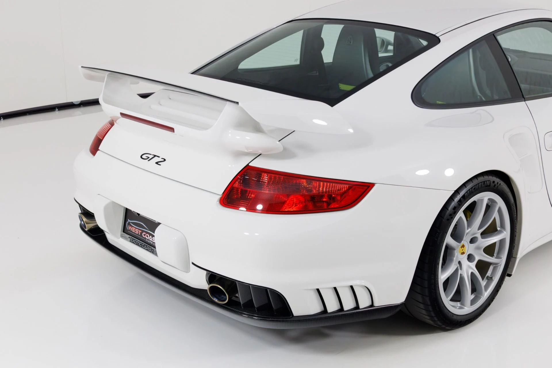 mph069_1100961739_Used_2008_Porsche_911_GT_2_1773330771_1a356107c7