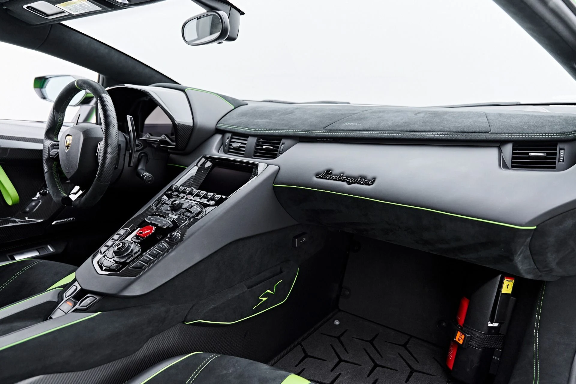 mph069_1129830514_Used_2016_Lamborghini_Aventador_LP_750_4_Super_Veloce_1791227557_f71399eb48