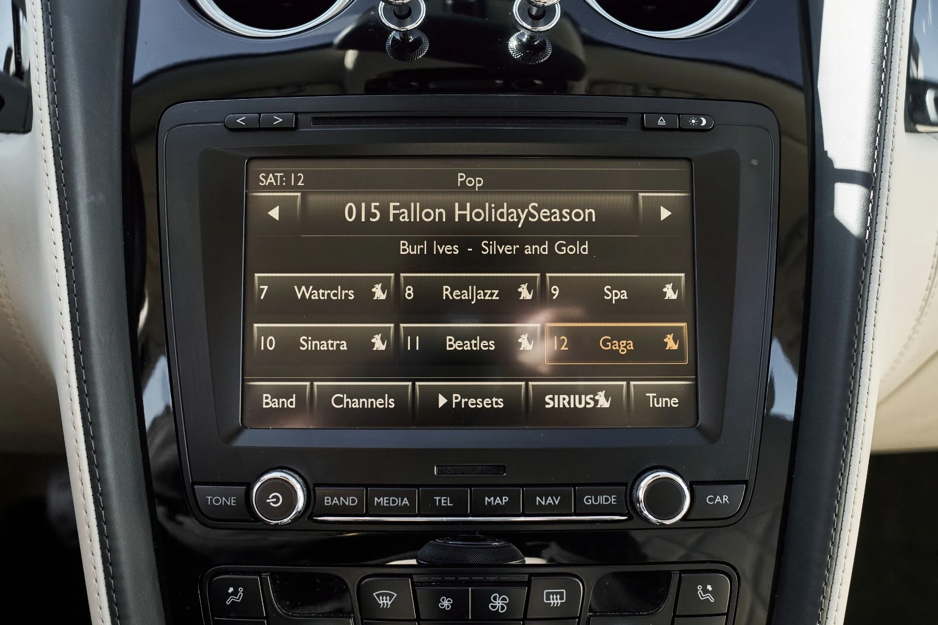 mph069_1149317705_Used_2012_Bentley_Continental_Flying_Spur_1765853889_bc868b7f89