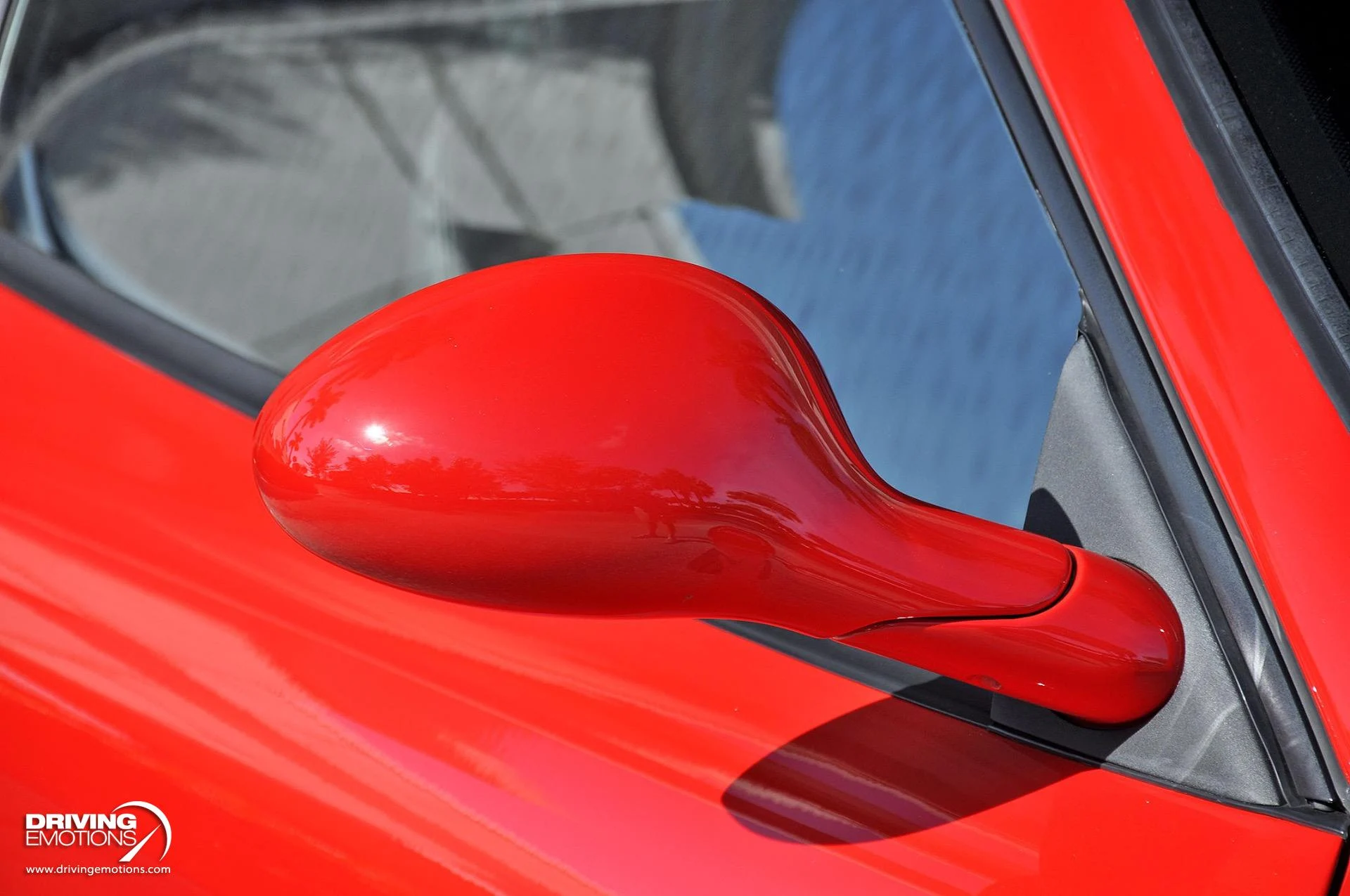 mph069_1209390257_824_p70_l_2d451cd0e9