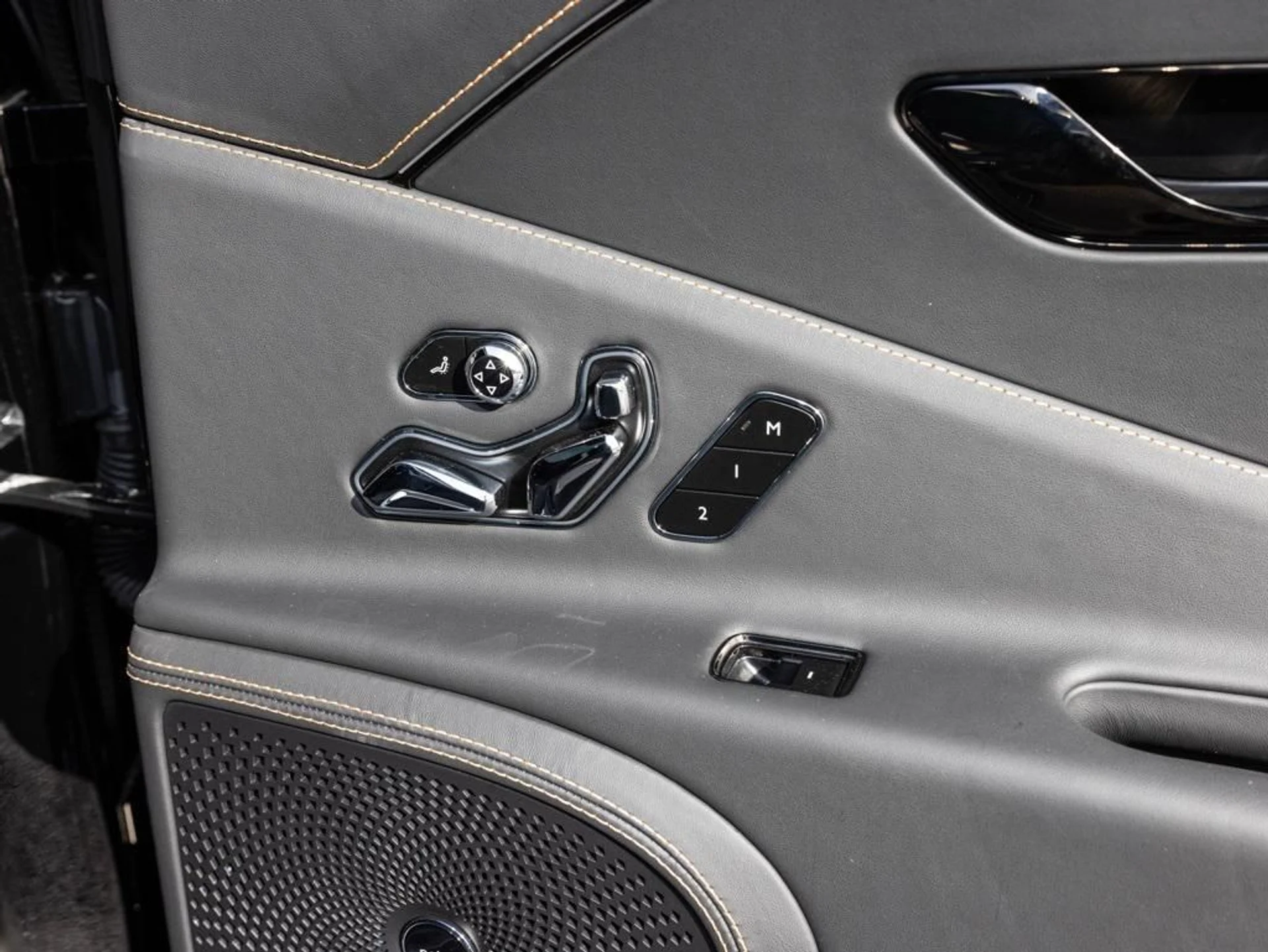 mph069_1240516083_476605579_692b3289d4777c6cf2abe8a3_bec0da3819