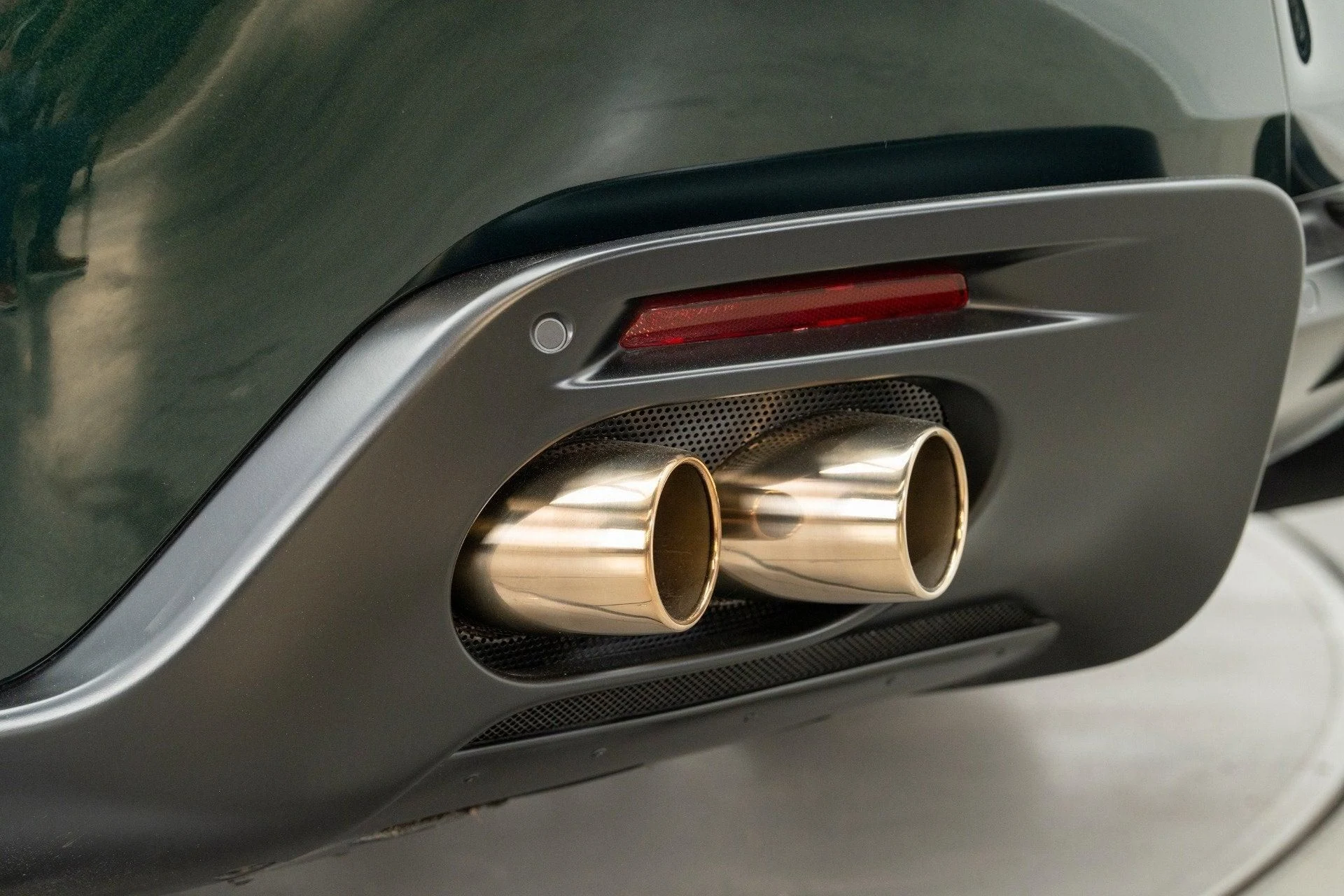 mph069_1325079590_Used_2022_Ferrari_Roma_1777382906_6e8db76145