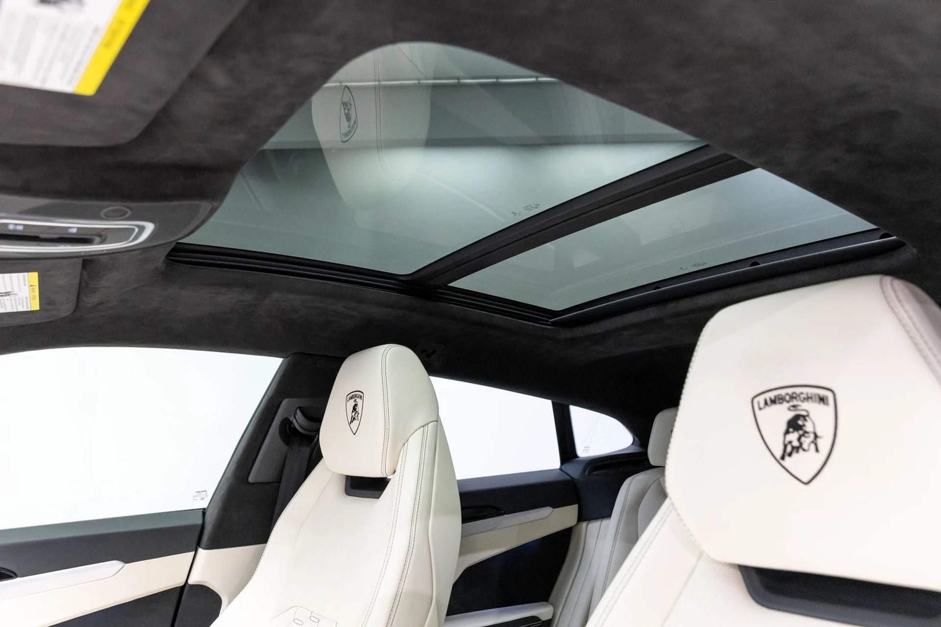 mph069_133506567_70_6d0f31724a