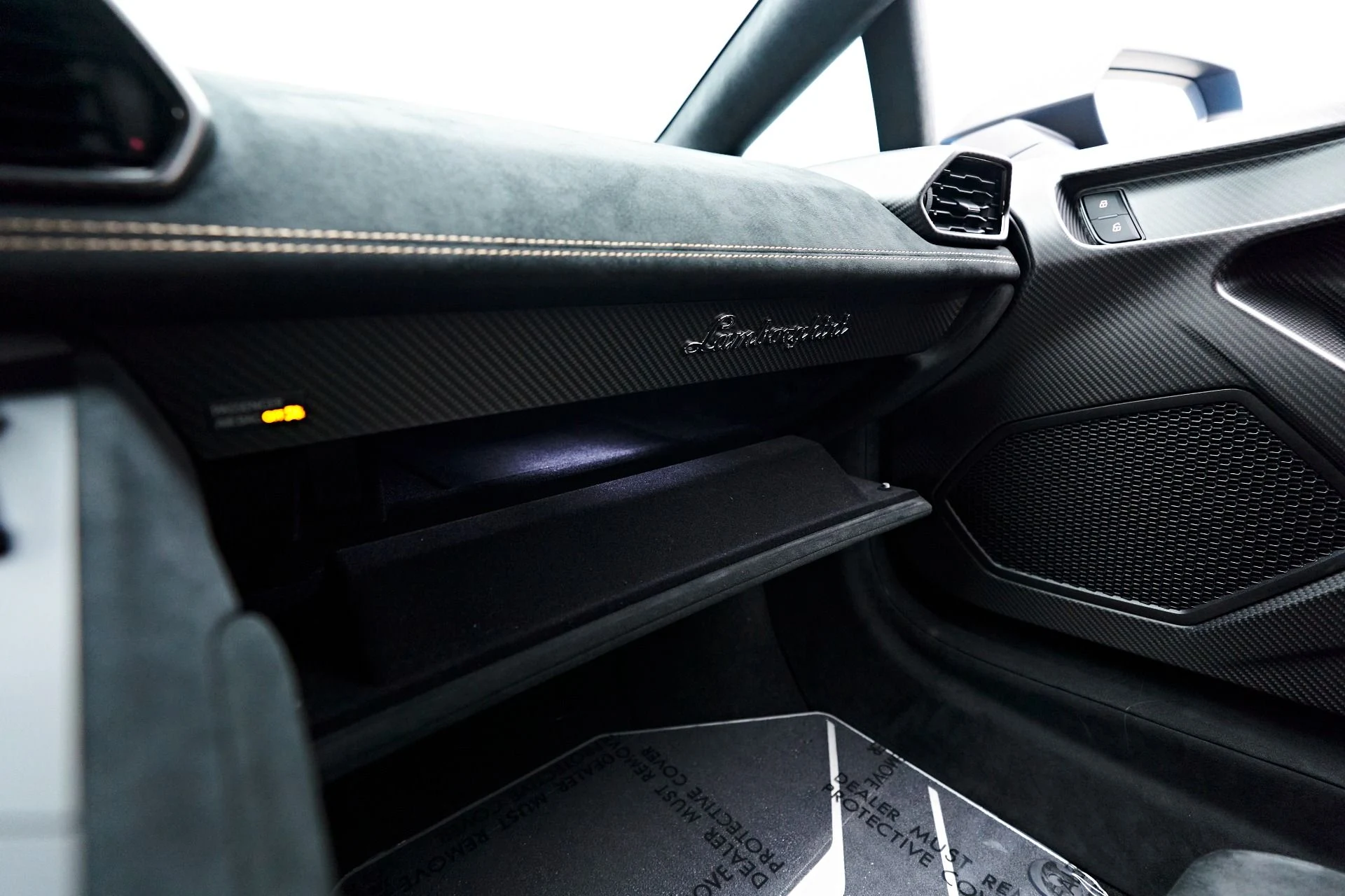 mph069_1352138495_Used_2022_Lamborghini_Huracan_STO_Base_1732754503_419d00a5bf