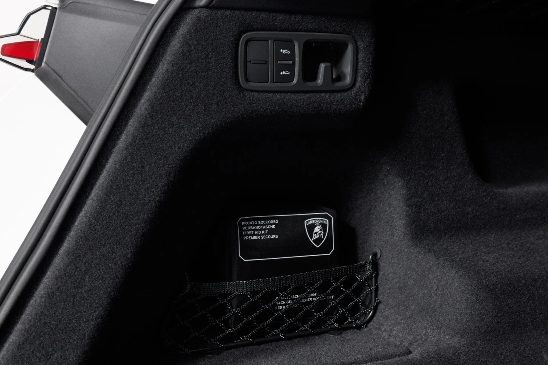 mph069_1413236826_Used_2024_Lamborghini_Urus_S_1775674860_809bf8ee04