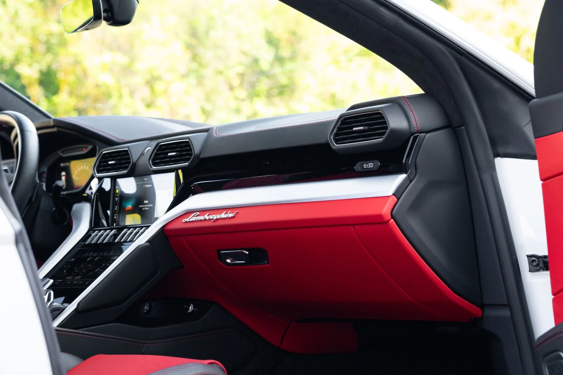 mph069_1457931932_Used_2022_Lamborghini_Urus_1778780626_c56b72e982