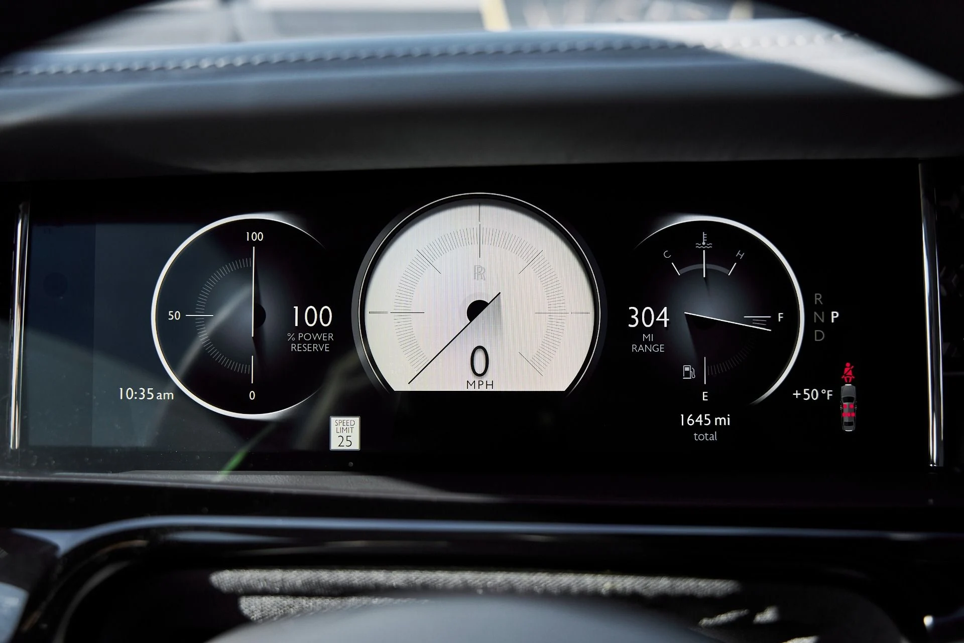 mph069_146749999_Used_2025_Rolls_Royce_Phantom_Base_1769481009_976520cfc0