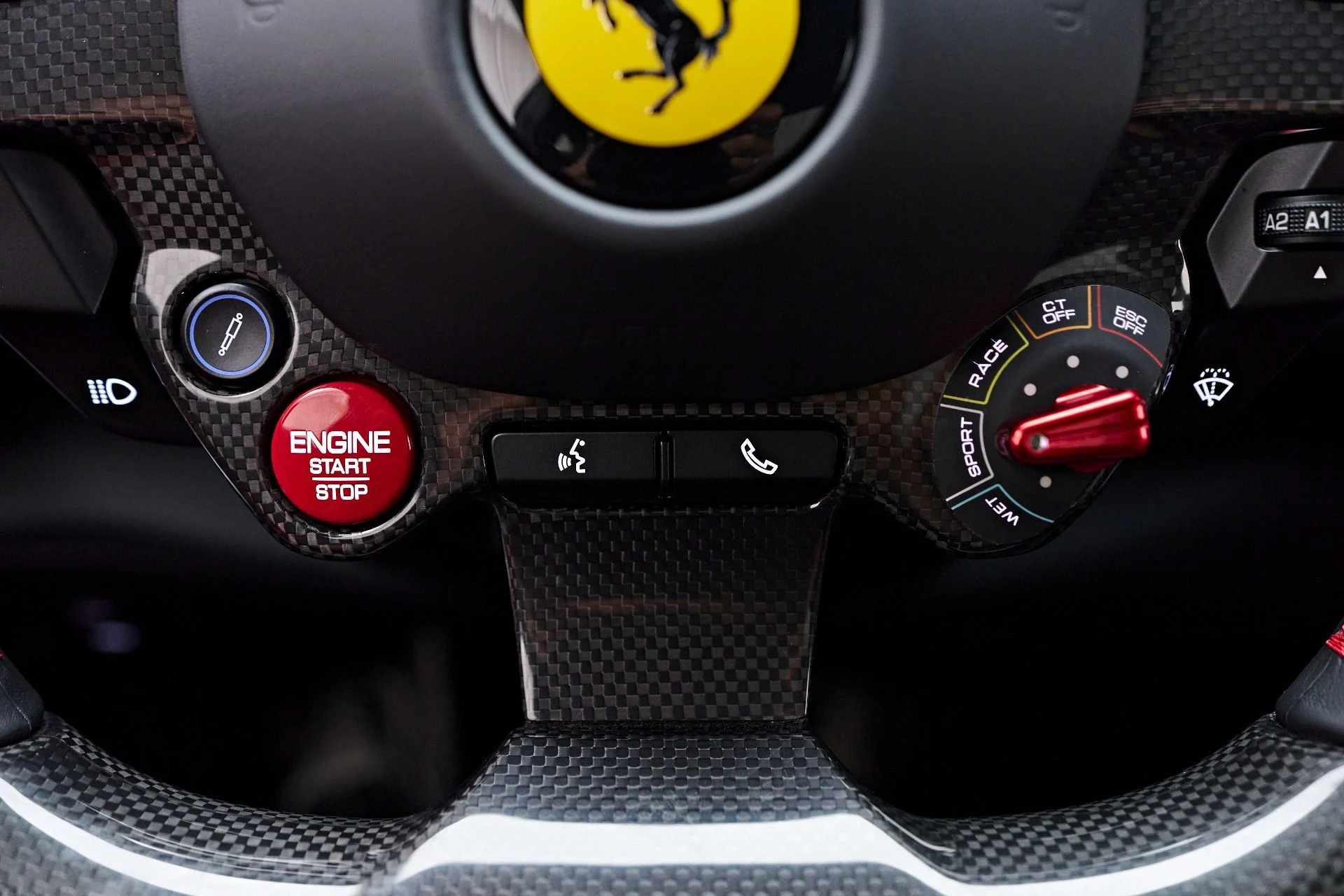 mph069_1524333610_Used_2018_Ferrari_812_Superfast_Base_1749002871_3ce184c618