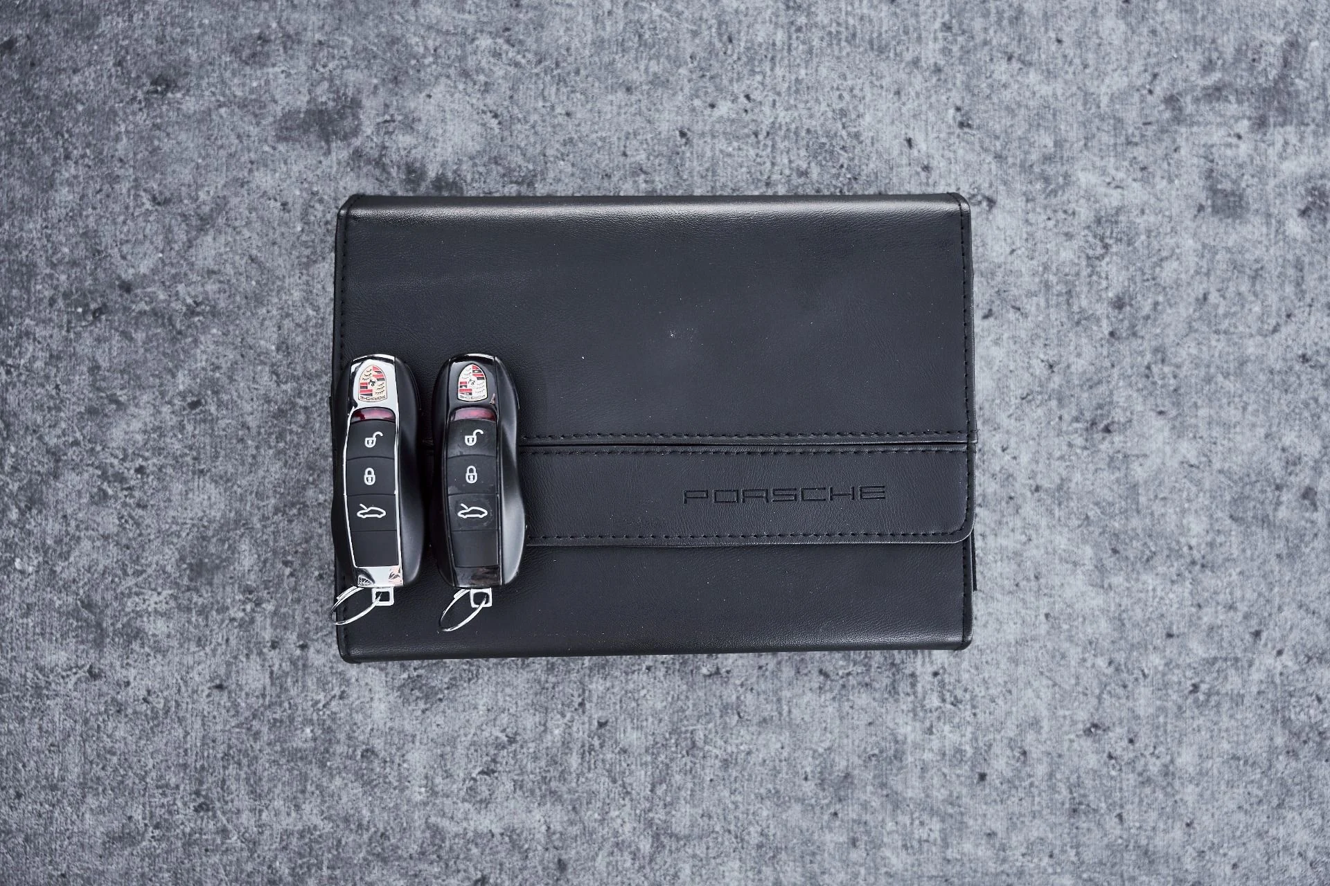 mph069_1536682136_Used_2014_Porsche_911_Turbo_S_1776734659_073e577086