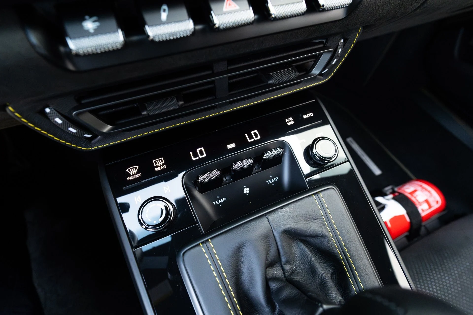 mph069_1579952641_Used_2023_Porsche_911_GT_3_1777402484_4db2f8ef37